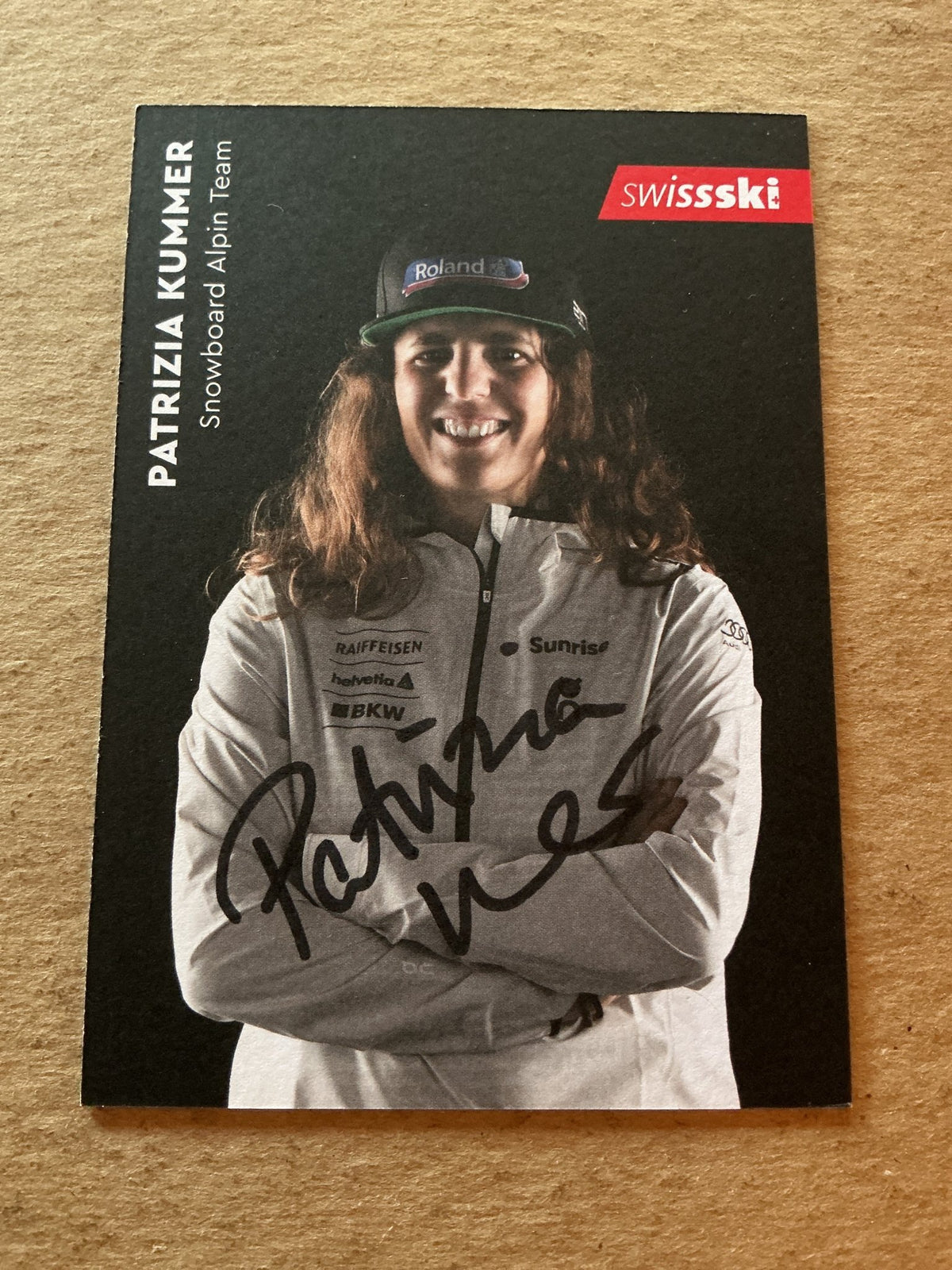 Patrizia Kummer, Switzerland 🇨🇭 Snowboard 2023/24 hand signed - Autographs-World