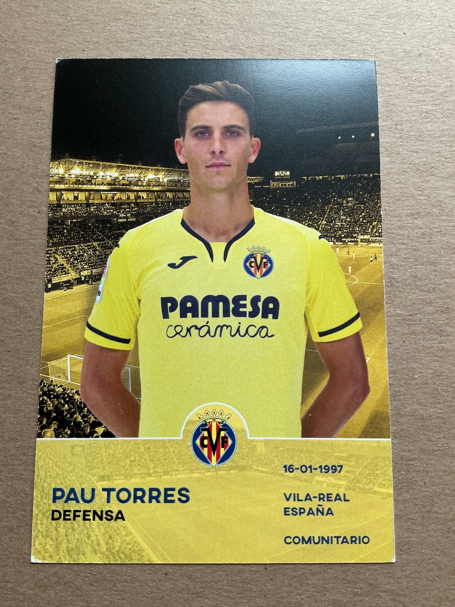 Pau Torres, Spain 🇪🇸 Villarreal CF 2019/20 hand signed - Autographs-World