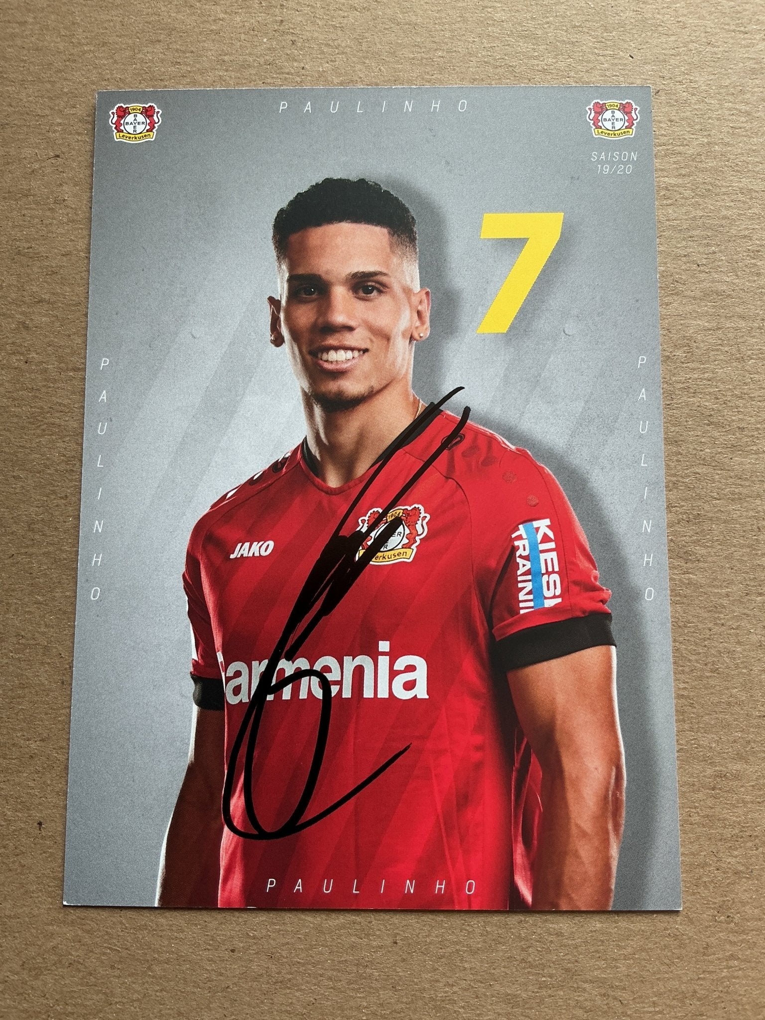 Paulinho, Brazil 🇧🇷 Bayer 04 Leverkusen 2019/20 hand signed - Autographs-World