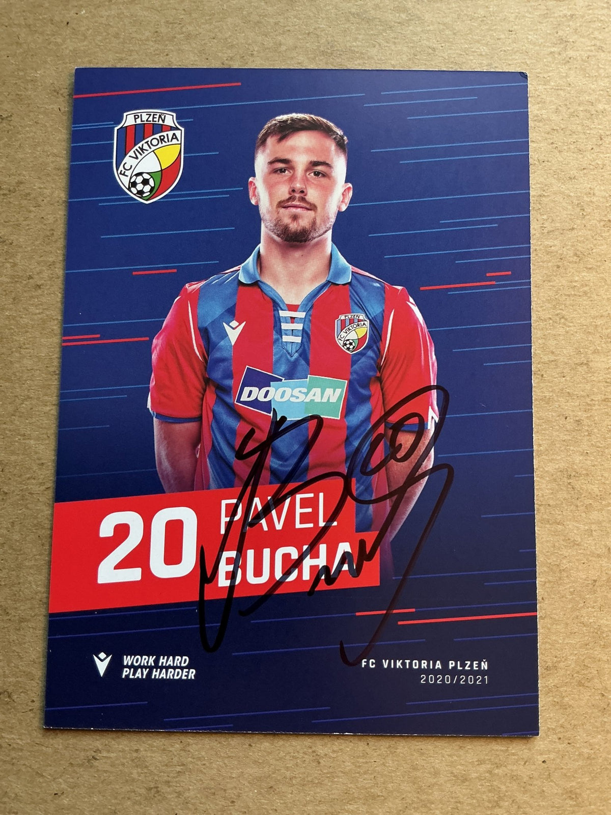 Pavel Bucha, Czech Republic 🇨🇿 FC Viktoria Plzeň 2020/21 hand signed - Autographs-World