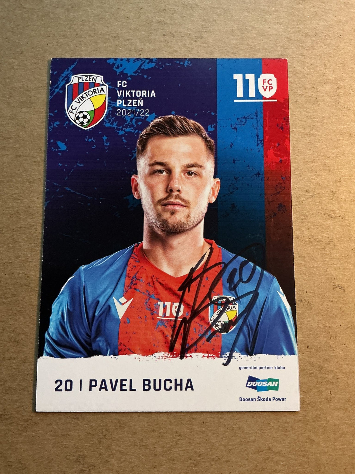 Pavel Bucha, Czech Republic 🇨🇿 FC Viktoria Plzeň 2021/22 hand signed - Autographs-World