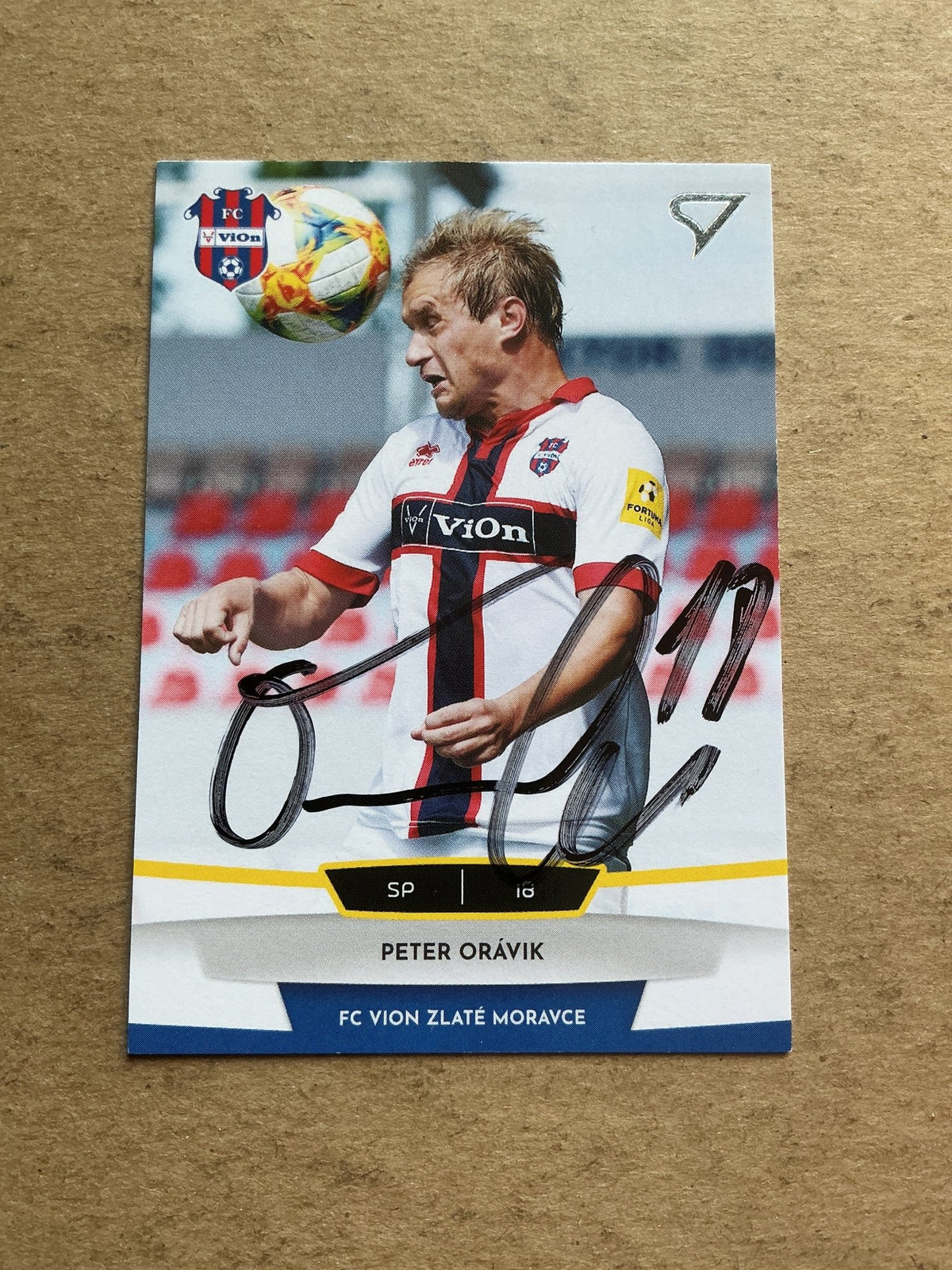 Peter Orávik, Slovakia 🇸🇰 FC ViOn Zlaté Moravce 2020/21 hand signed - Autographs-World