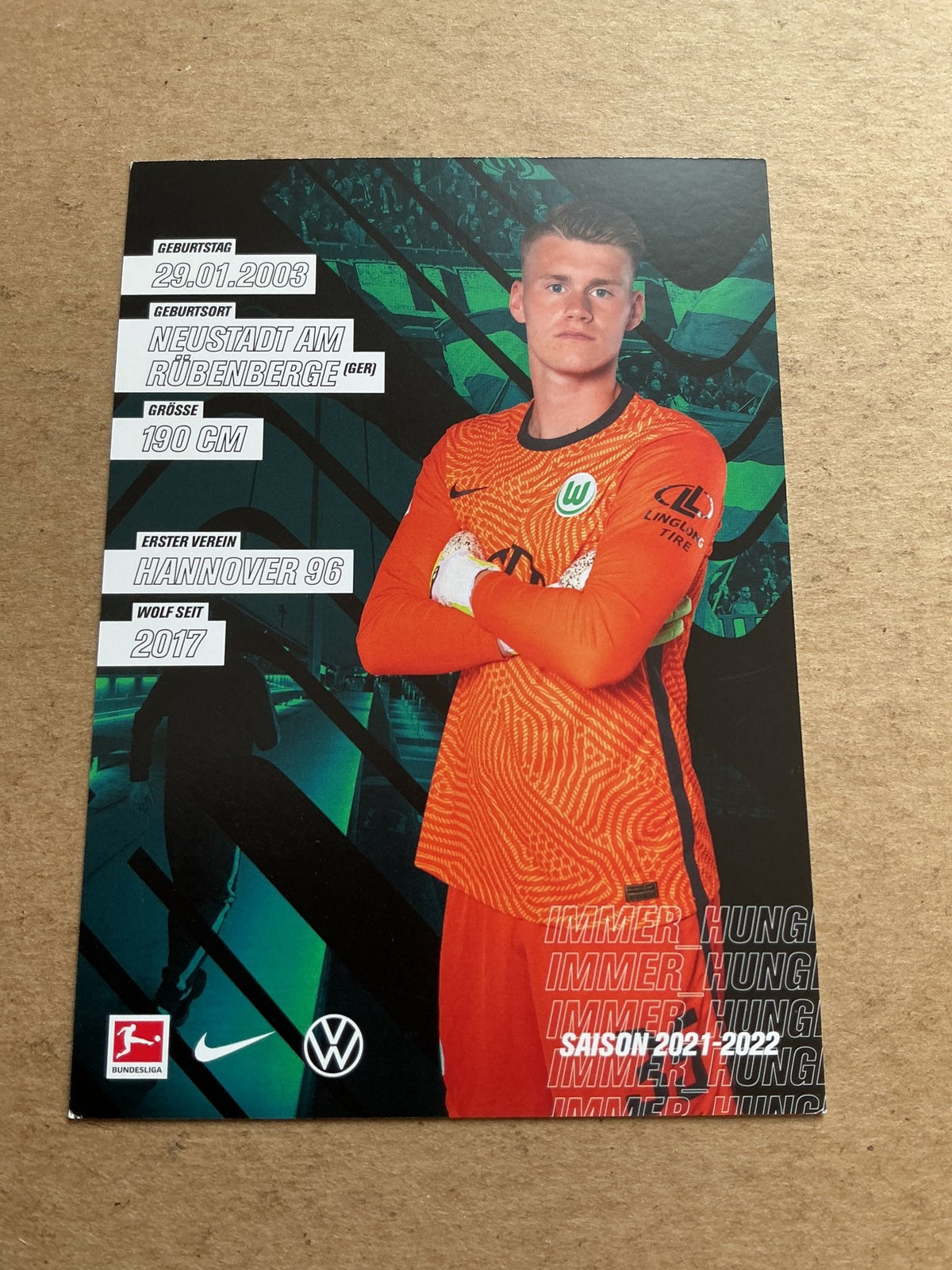 Philipp Schulze, Germany 🇩🇪 VfL Wolfsburg 2021/22 hand signed - Autographs-World