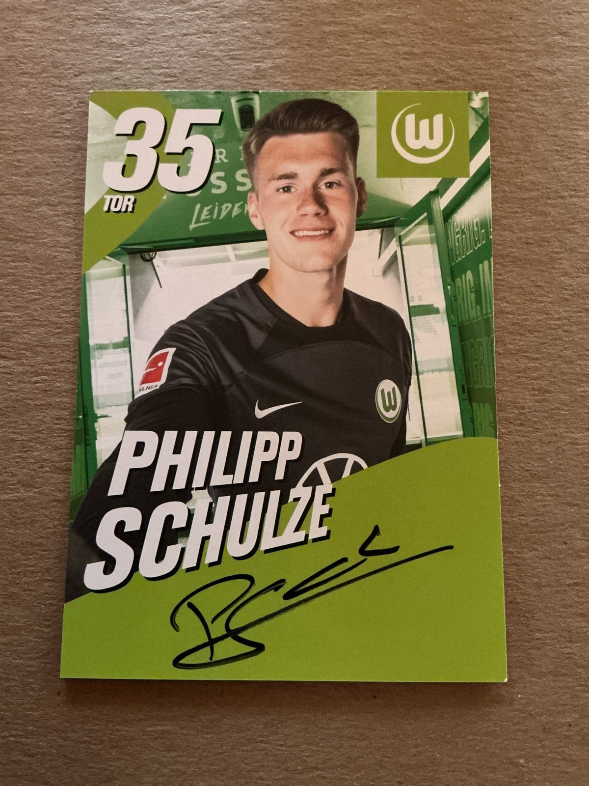 Philipp Schulze, Germany 🇩🇪 VfL Wolfsburg 2022/23 hand signed - Autographs-World