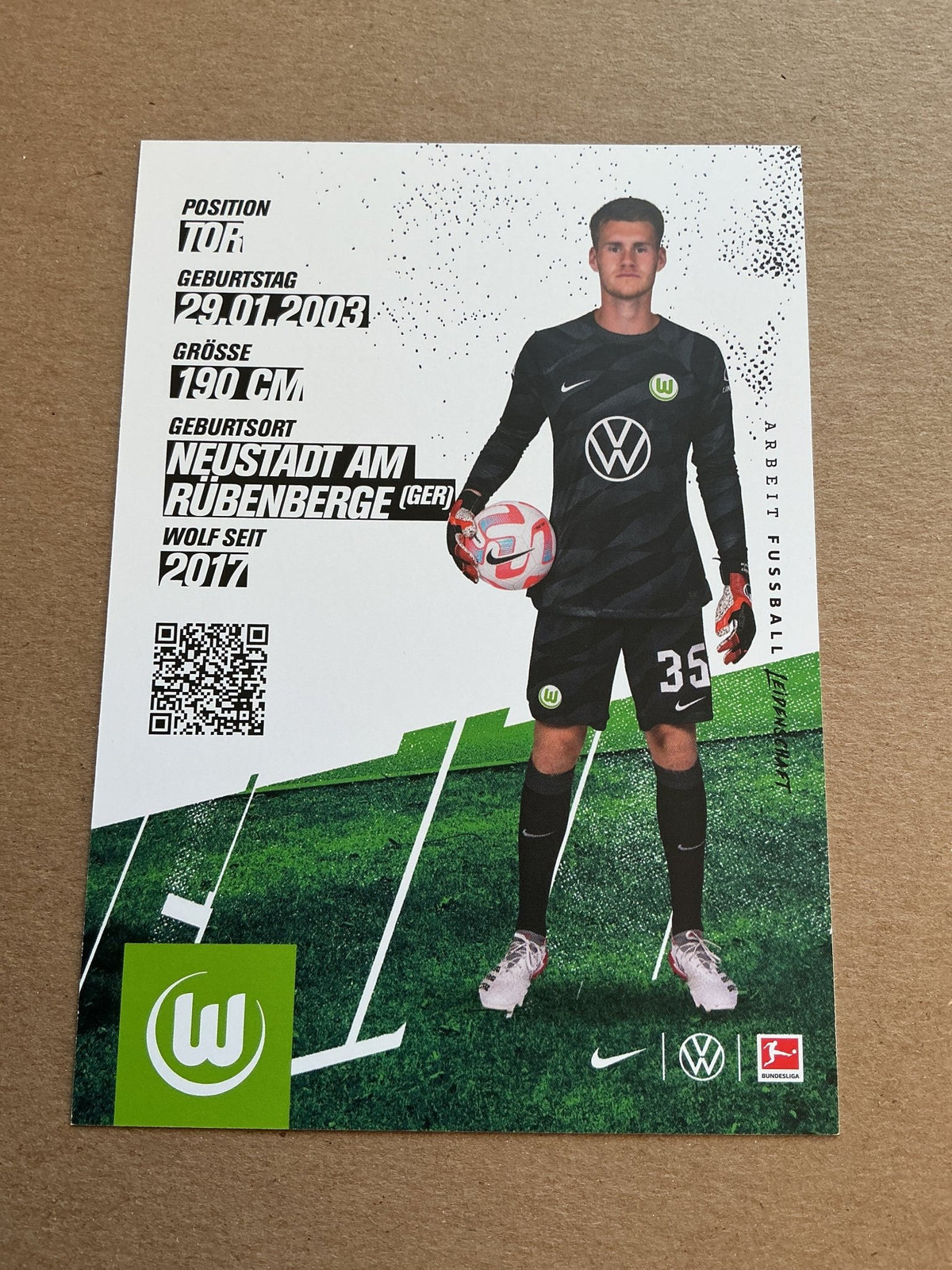 Philipp Schulze, Germany 🇩🇪 VfL Wolfsburg 2023/24 hand signed - Autographs-World