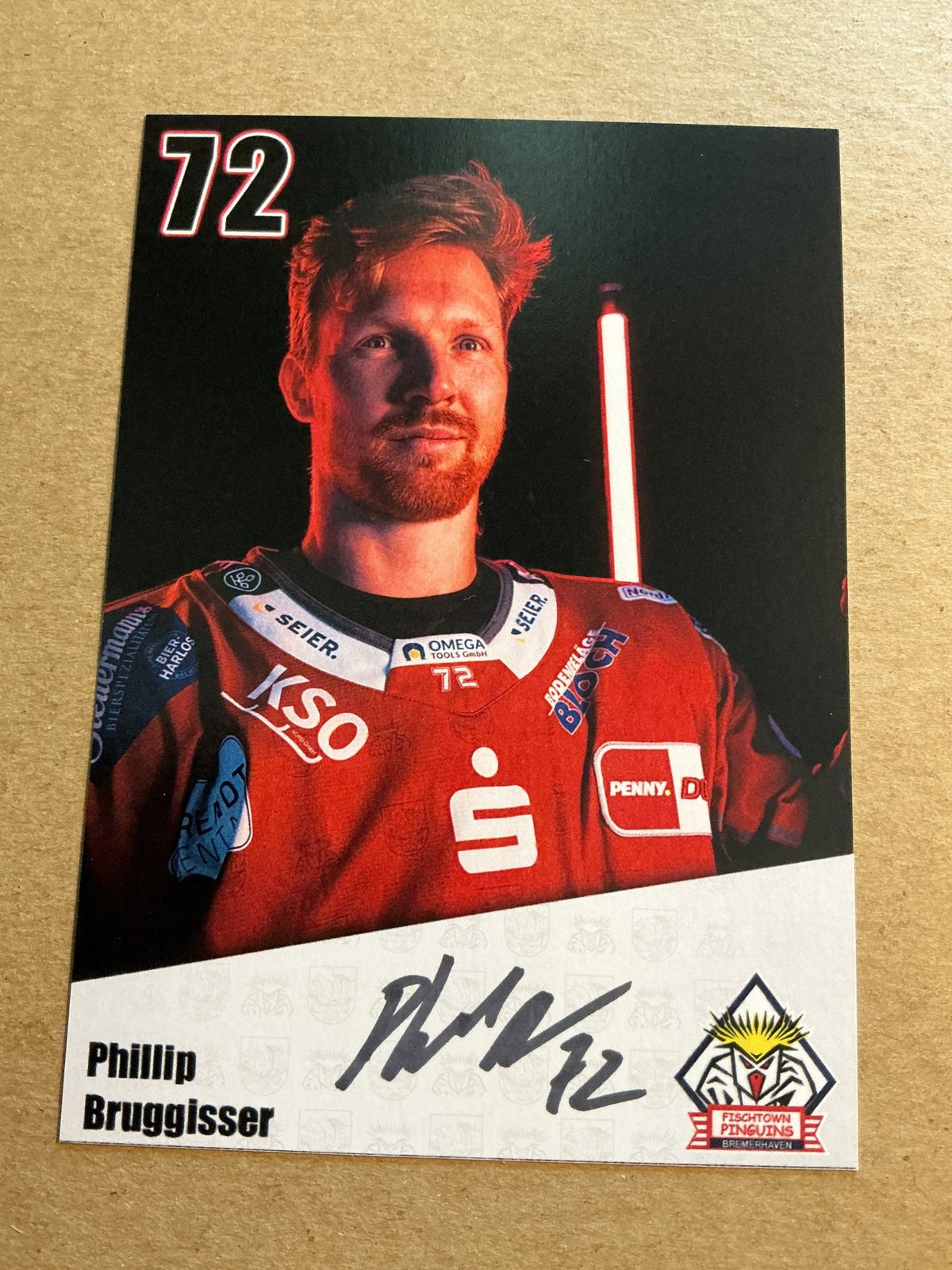 Phillip Bruggisser, Denmark 🇩🇰 Fishtown Pinguins 2024/25 hand signed - Autographs-World
