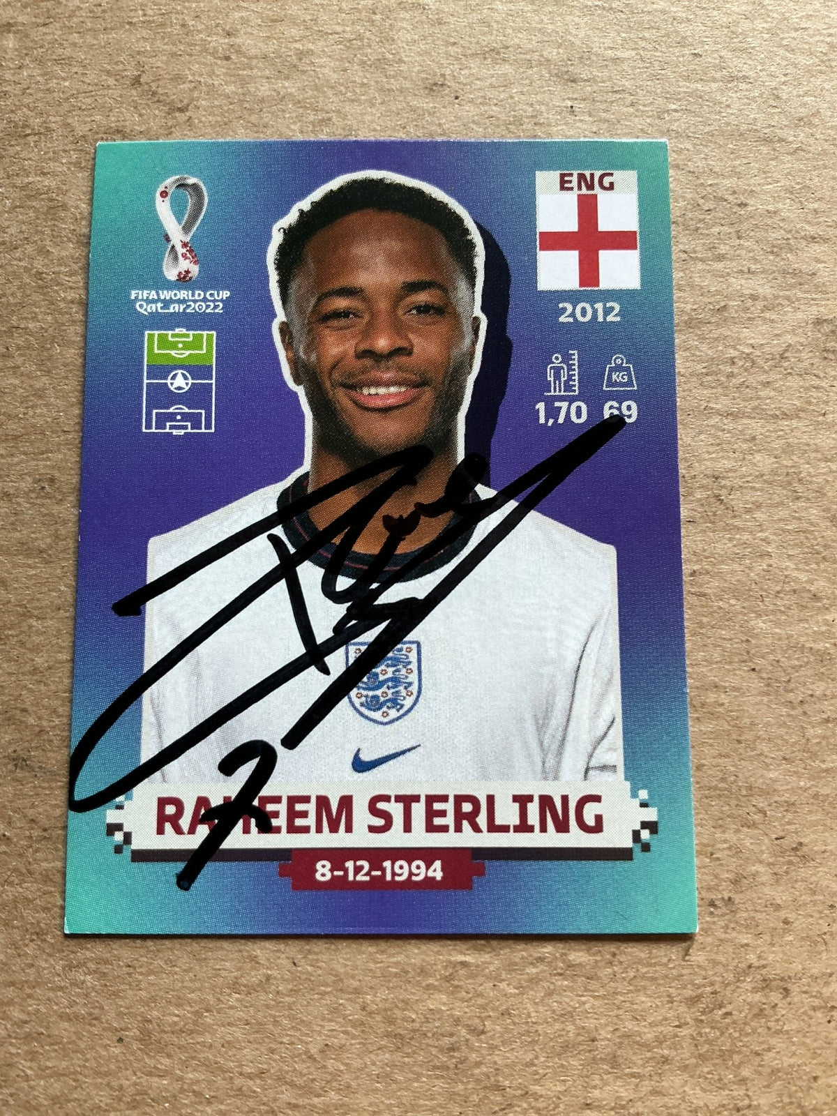 Raheem Sterling, England 🏴󠁧󠁢󠁥󠁮󠁧󠁿 FIFA World Cup 2022 Panini hand signed - Autographs-World