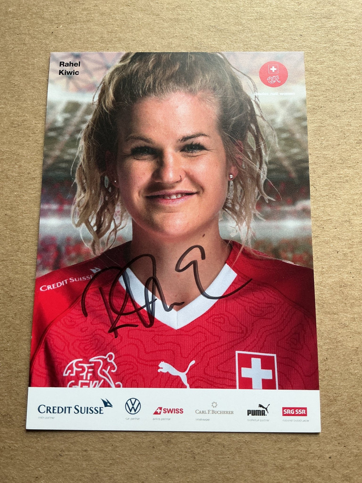 Rahel Kiwic, Switzerland 🇨🇭 UEFA Women’s Euro 2022 hand signed - Autographs-World