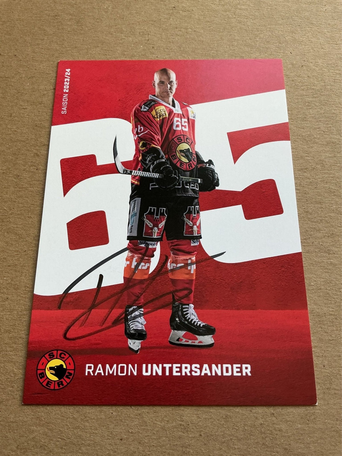 Ramon Untersander, Switzerland 🇨🇭 SC Bern 2023/24 hand signed - Autographs-World