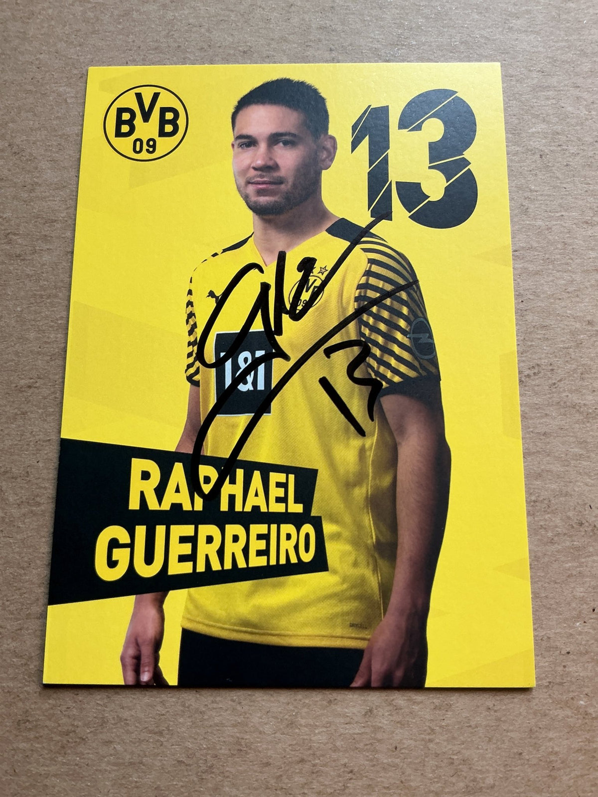 Raphaël Guerreiro, Portugal 🇵🇹 Borussia Dortmund 2021/22 hand signed - Autographs-World