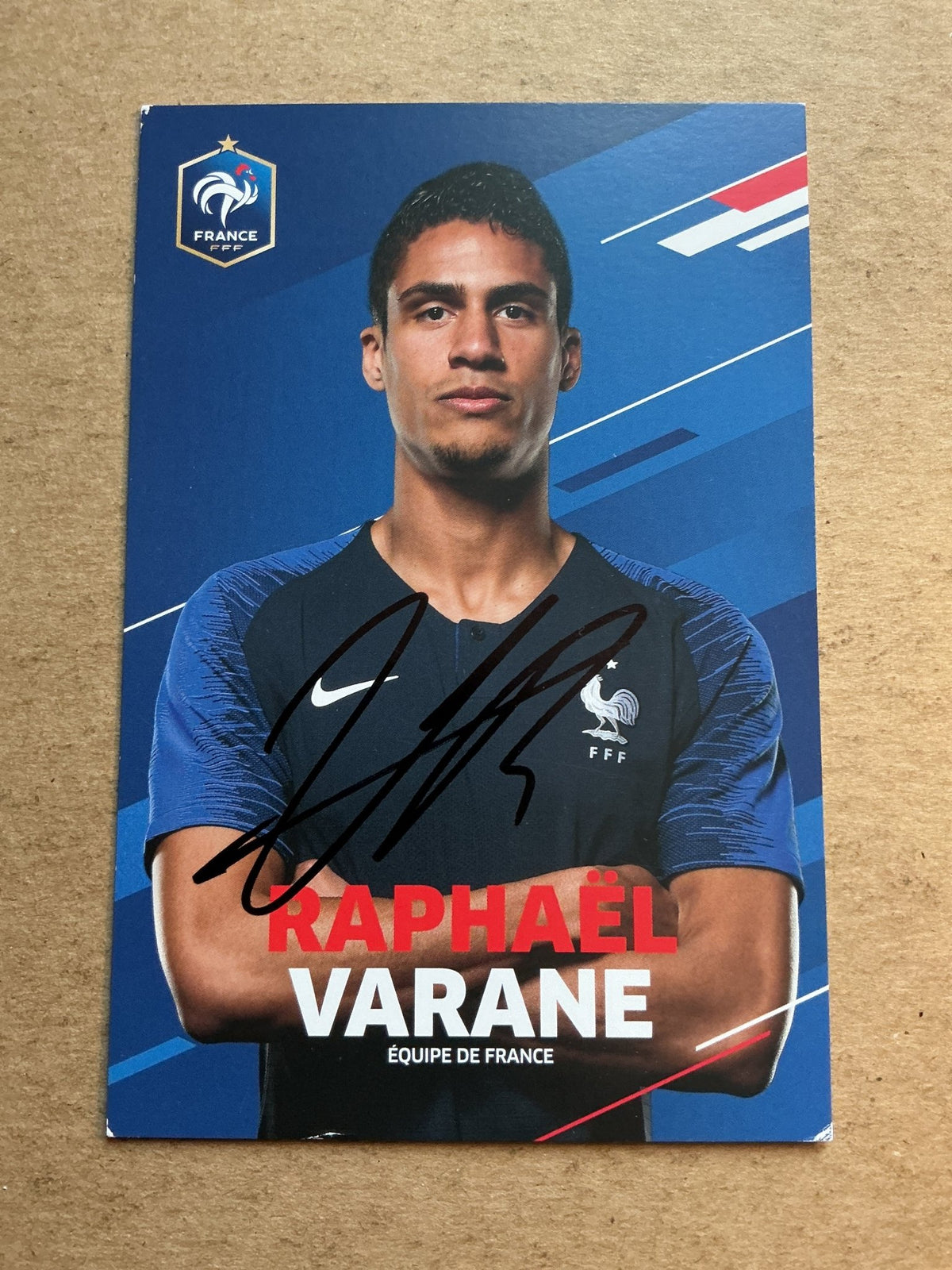 Raphaël Varane, France 🇫🇷 FIFA World Cup 2018 hand signed - Autographs-World