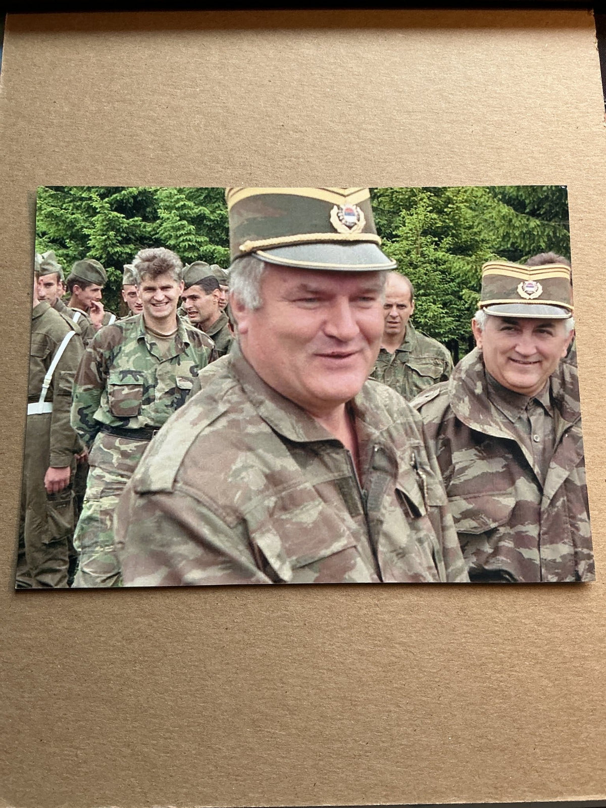 Ratko Mladic, Serbia 🇷🇸 General War Criminal hand signed - Autographs-World
