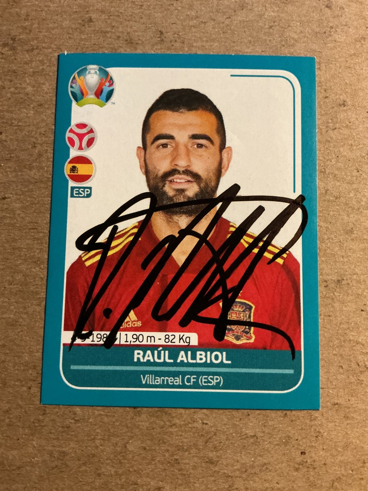 Raul Albiol, Spain 🇪🇸 UEFA Euro 2020 Panini hand signed - Autographs-World
