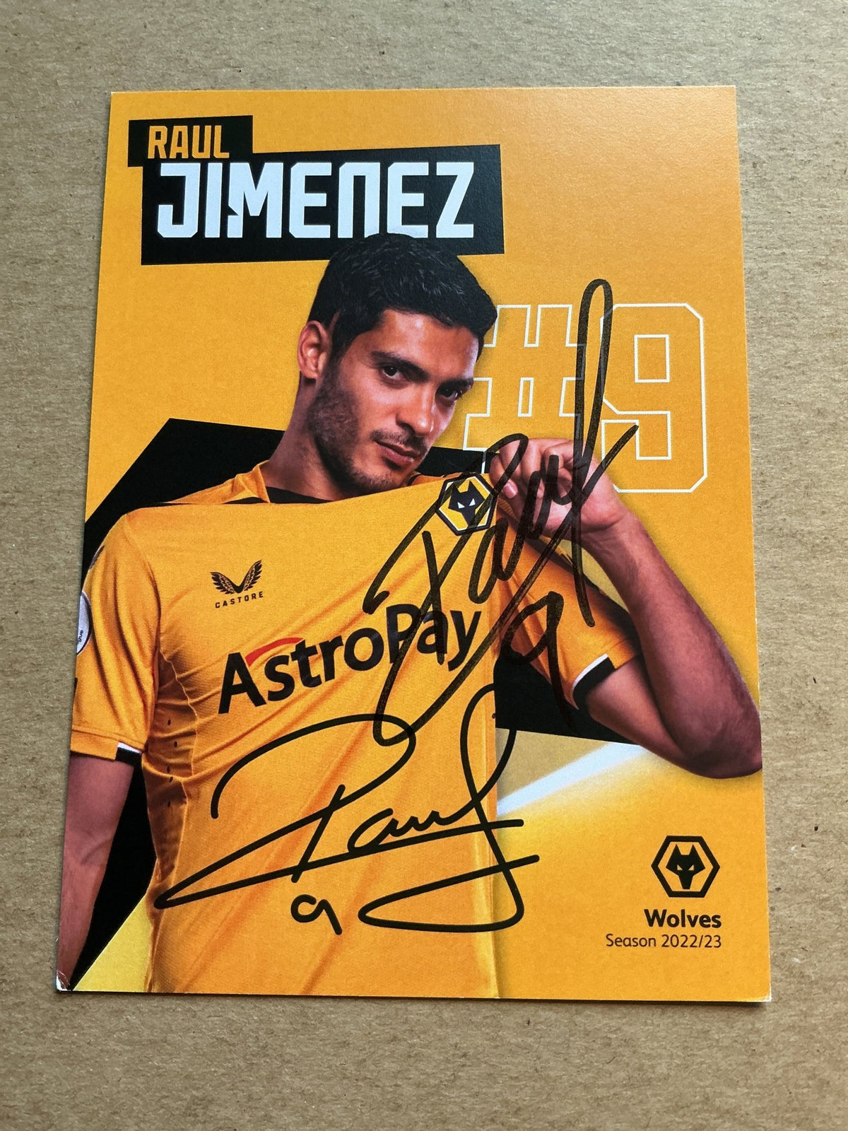 Raúl Jiménez, Mexico 🇲🇽 Wolverhampton Wanderers 2022/23 hand signed - Autographs-World