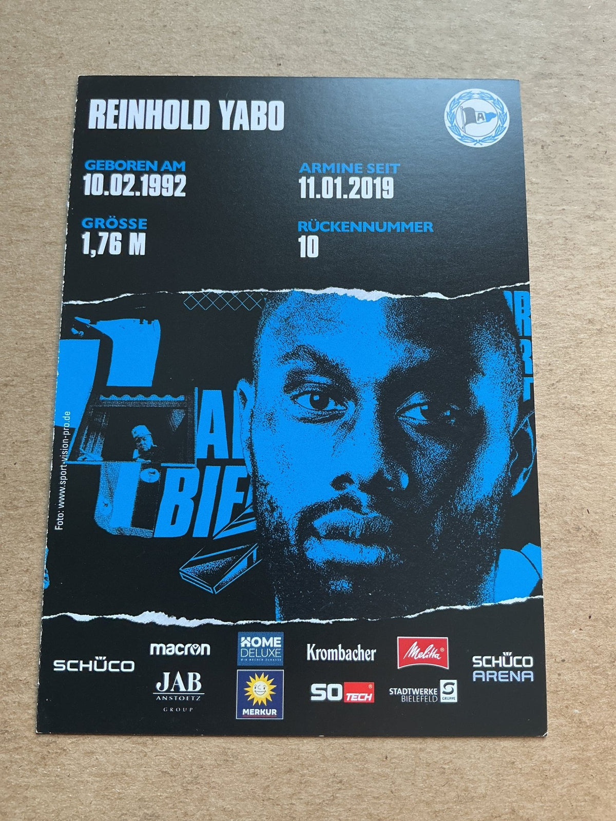 Reinhold Yabo, Germany 🇩🇪 Arminia Bielefeld 2020/21 hand signed - Autographs-World