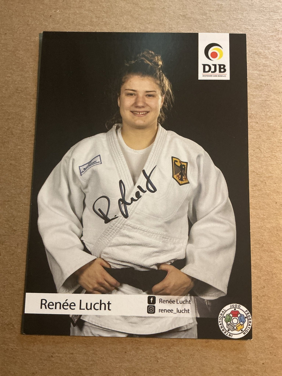 Renee Lucht, Germany 🇩🇪 Judo Summer Olympics 2024 hand signed - Autographs-World