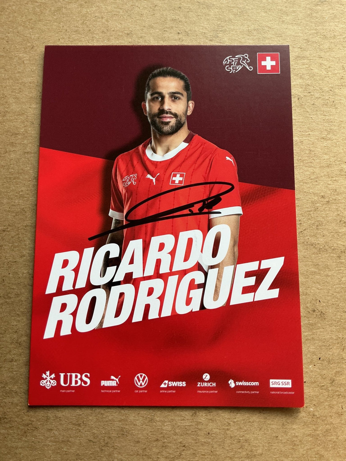 Ricardo Rodriguez, Switzerland 🇨🇭UEFA Euro 2024 hand signed - Autographs-World