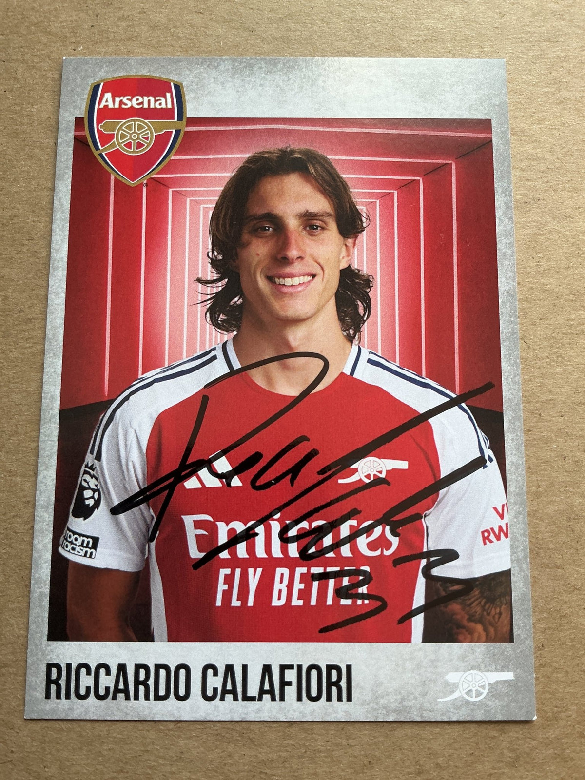 Riccardo Calafiori, Italy 🇮🇹 Arsenal FC 2024/25 hand signed - Autographs-World