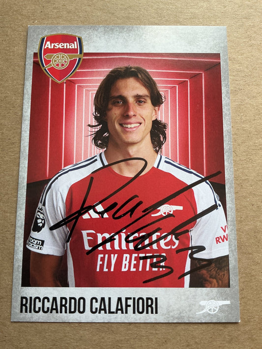 Riccardo Calafiori, Italy 🇮🇹 Arsenal FC 2024/25 hand signed - Autographs-World