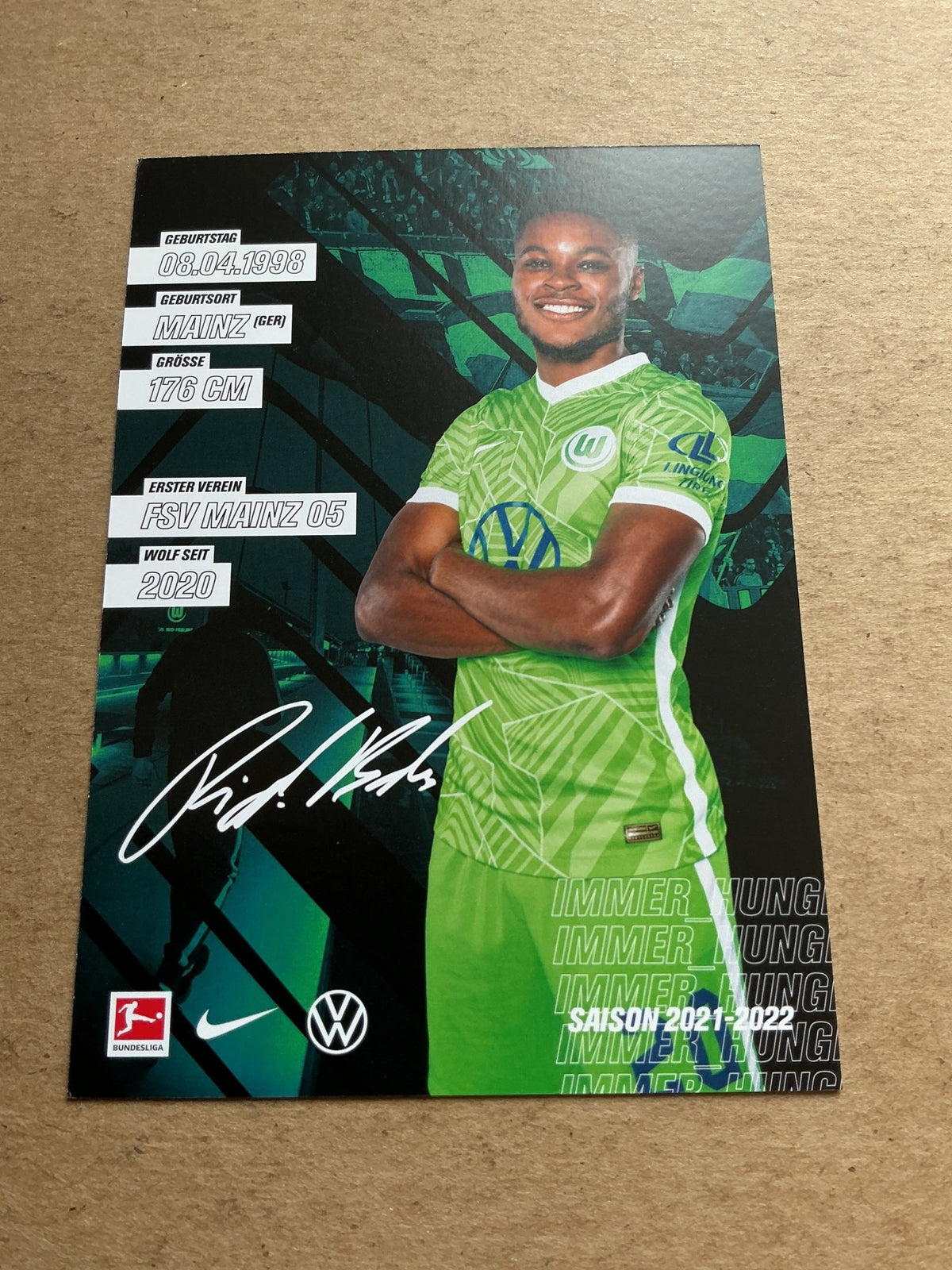 Ridle Baku, Germany 🇩🇪 VfL Wolfsburg 2021/22 hand signed - Autographs-World
