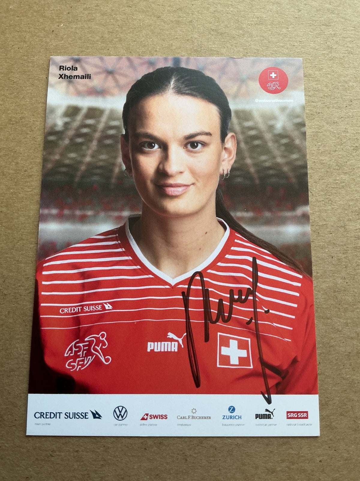 Riola Xhemaili, Switzerland 🇨🇭 Women’s World Cup 2023 hand signed - Autographs-World