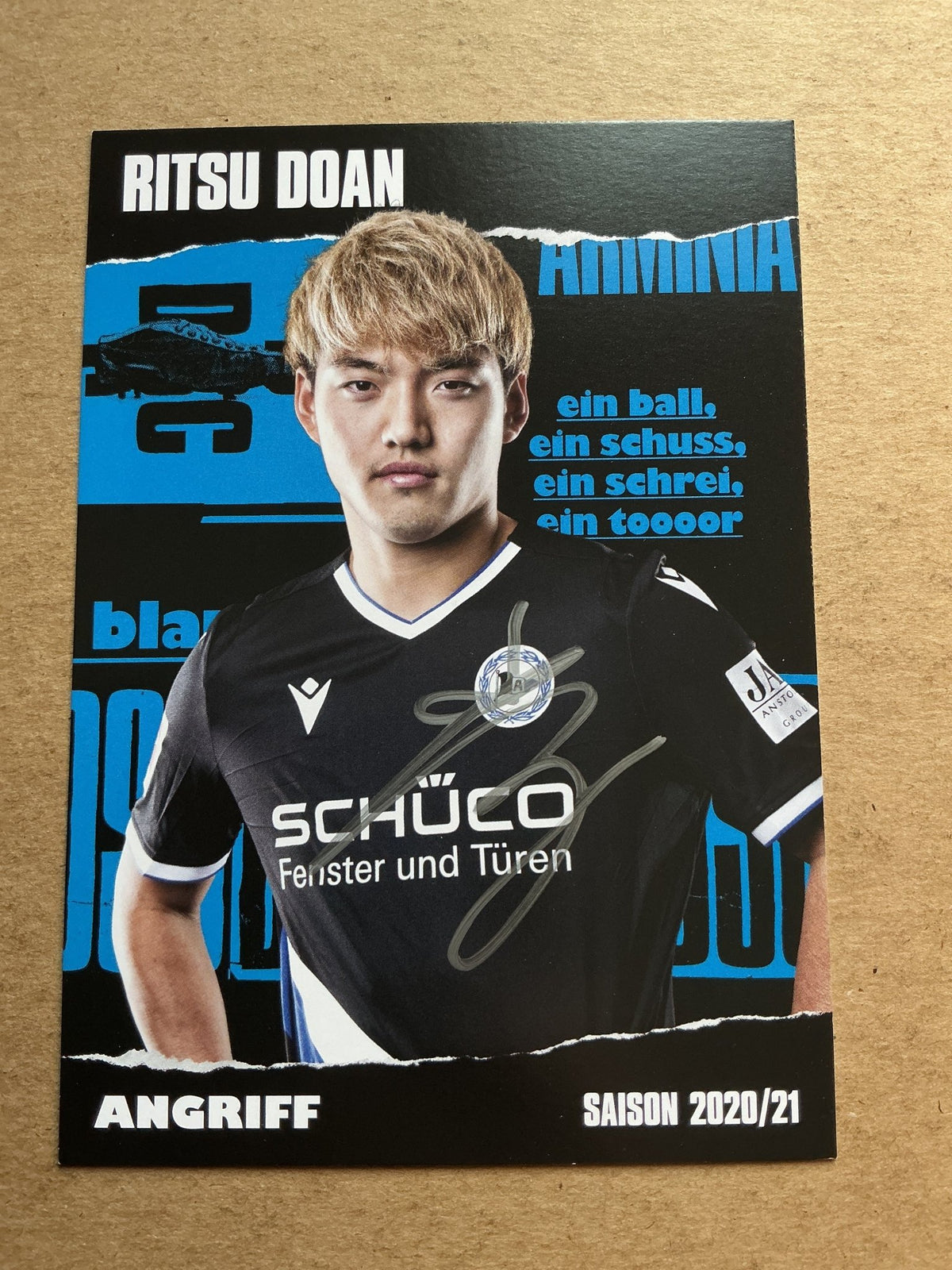 Ritsu Doan, Japan 🇯🇵 Arminia Bielefeld 2020/21 hand signed - Autographs-World