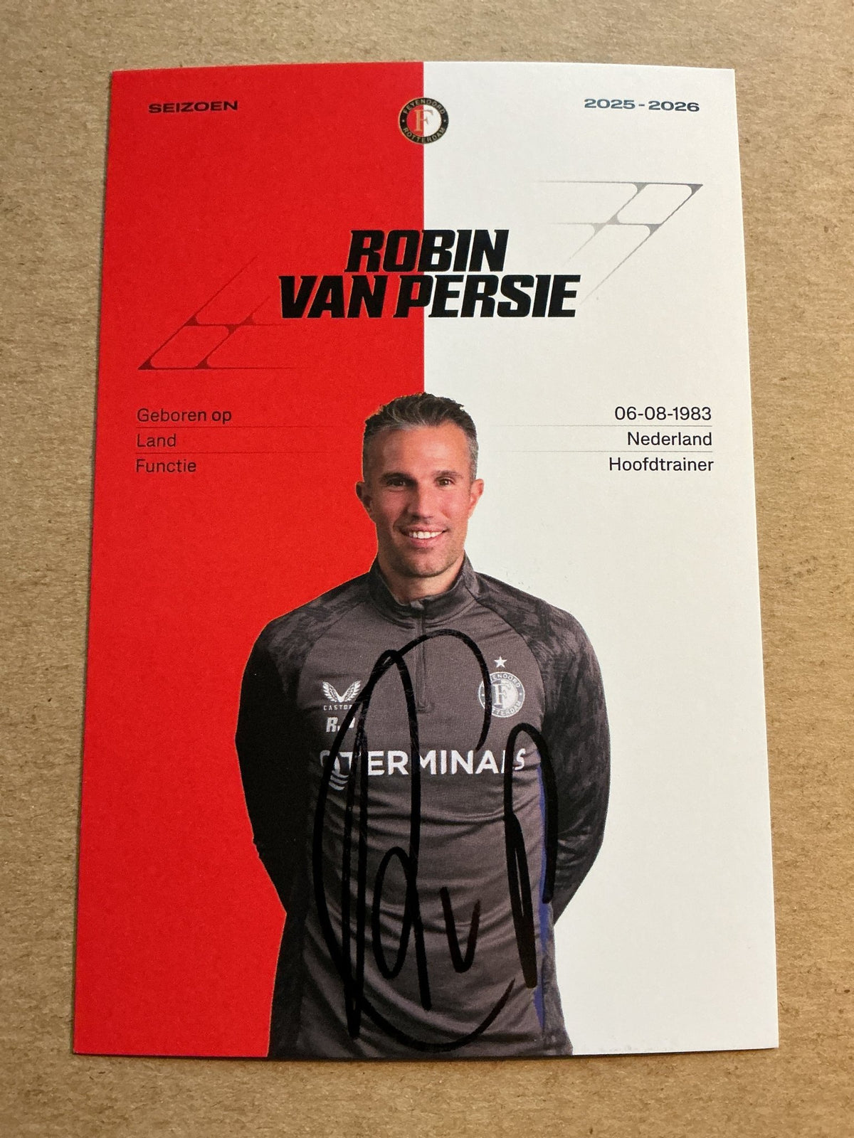Robin van Persie, Netherlands 🇳🇱 Feyenoord Rotterdam 2025/26 hand signed - Autographs-World