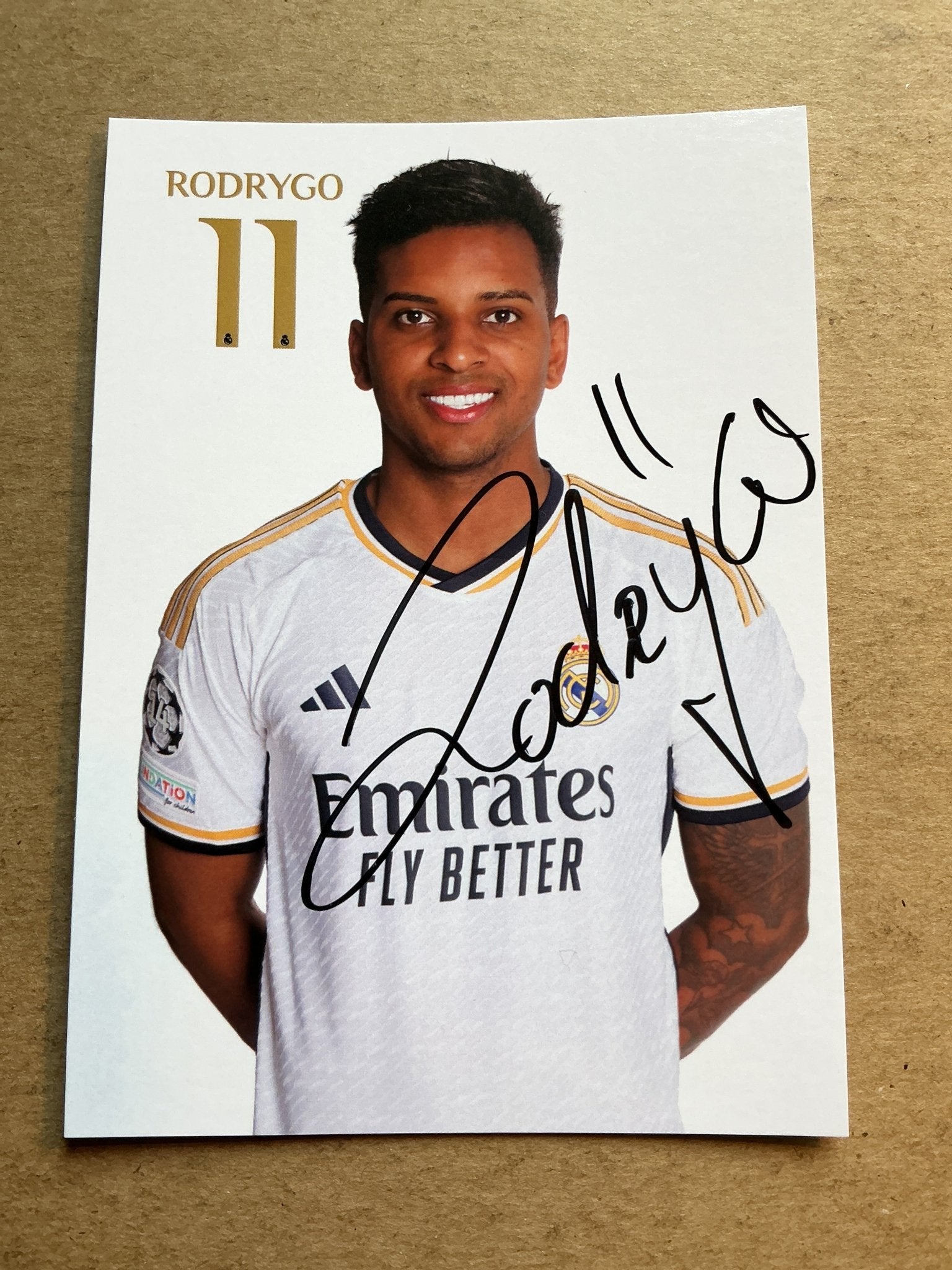 Rodrygo, Brazil 🇧🇷 Real Madrid 2023/24 hand signed - Autographs-World