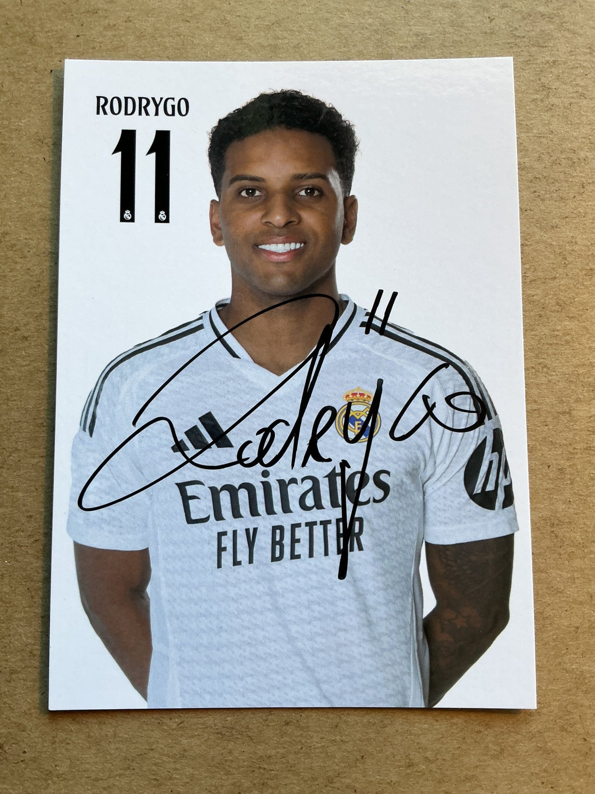Rodrygo, Brazil 🇧🇷 Real Madrid 2024/25 hand signed - Autographs-World