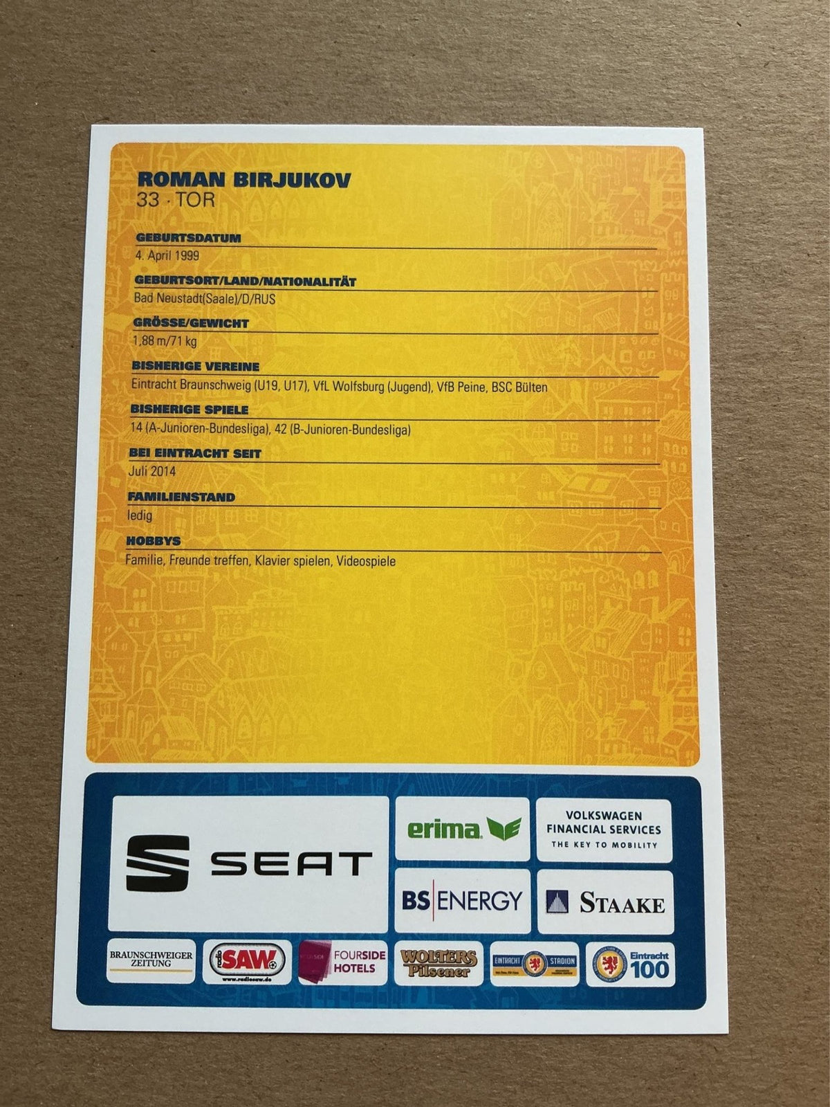 Roman Birjukov, Germany 🇩🇪 Eintracht Braunschweig 2018/19 hand signed - Autographs-World