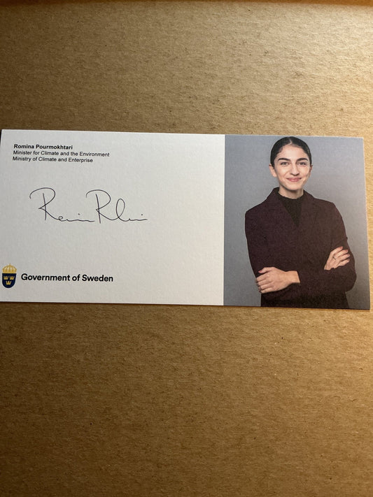 Romina Pourmokhtari, Sweden 🇸🇪 Minister for Climate 2025 hand signed - Autographs-World