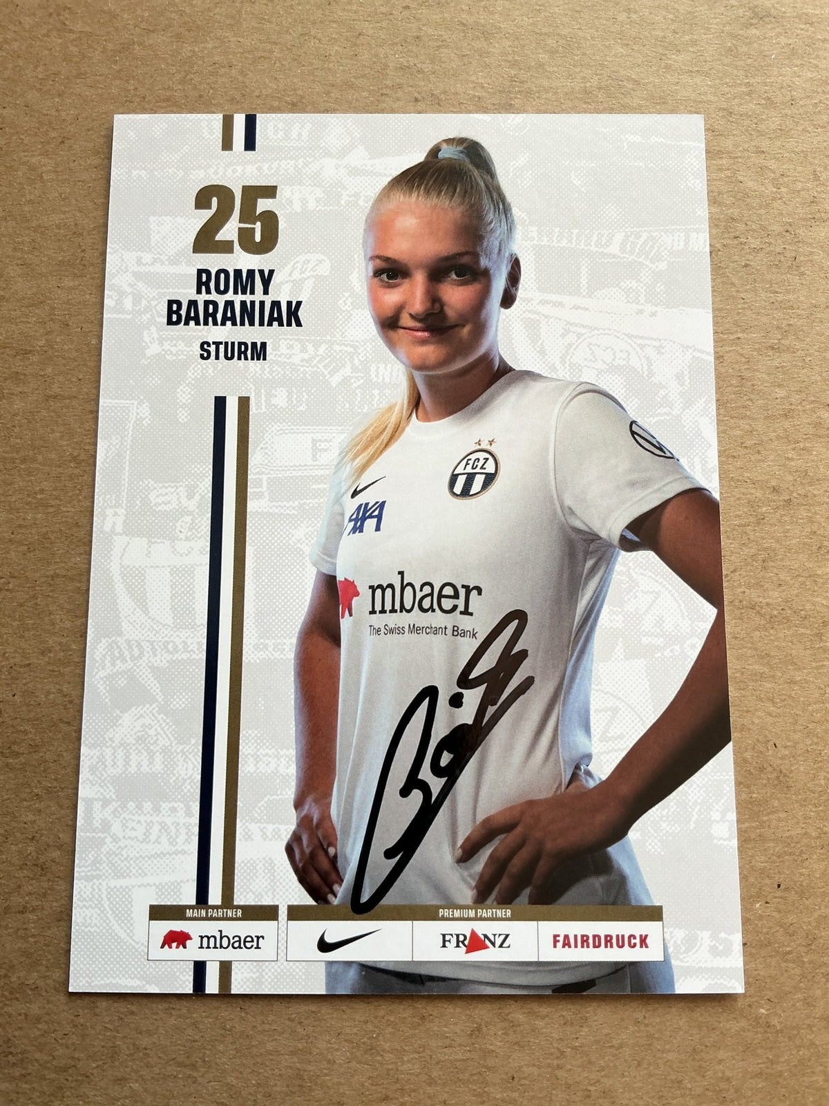 Romy Baraniak, Germany 🇩🇪 FC Zürich 2023/24 hand signed - Autographs-World
