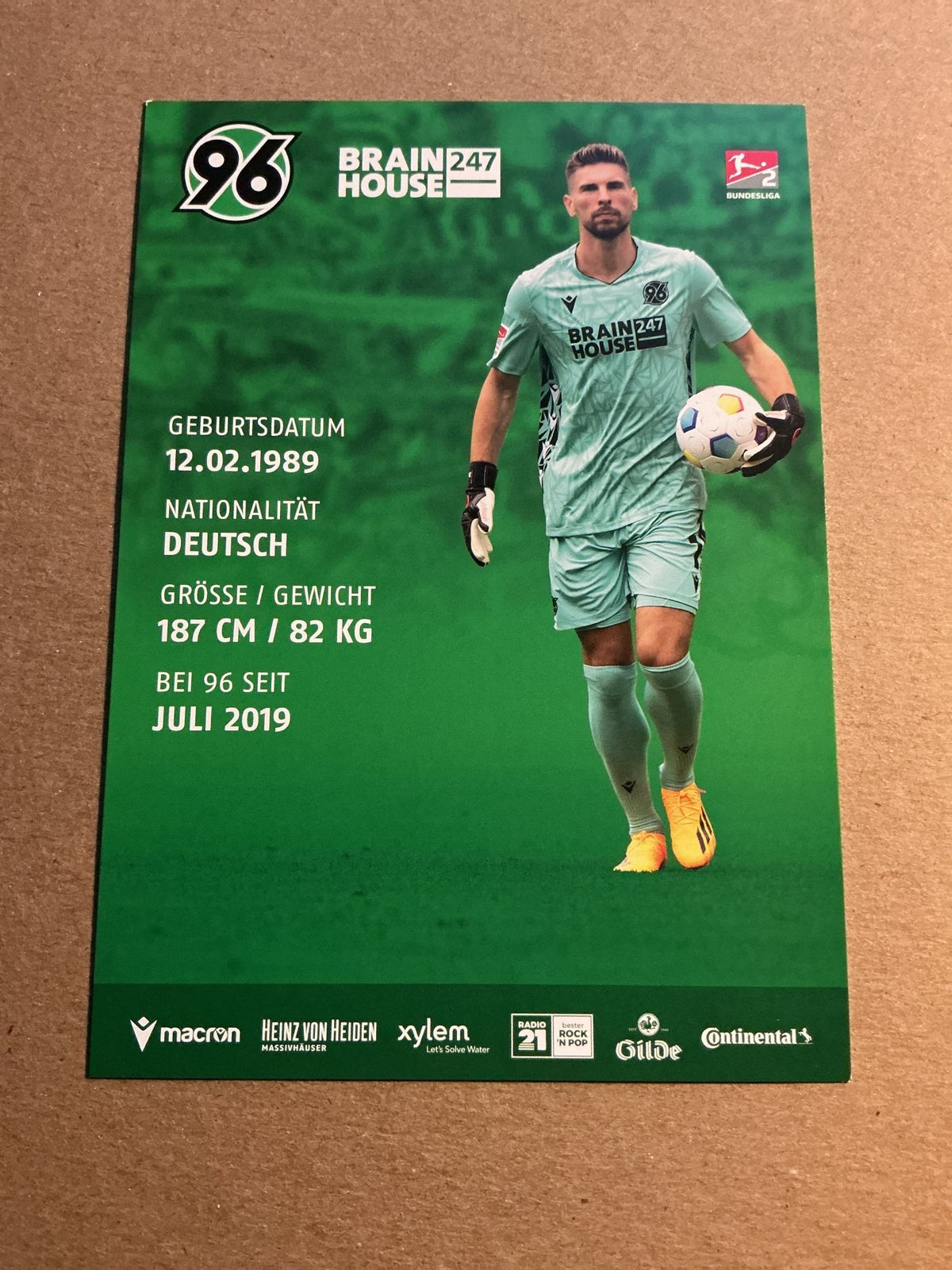 Ron-Robert Zieler, Germany 🇩🇪 Hannover 96 2023/24 hand signed - Autographs-World