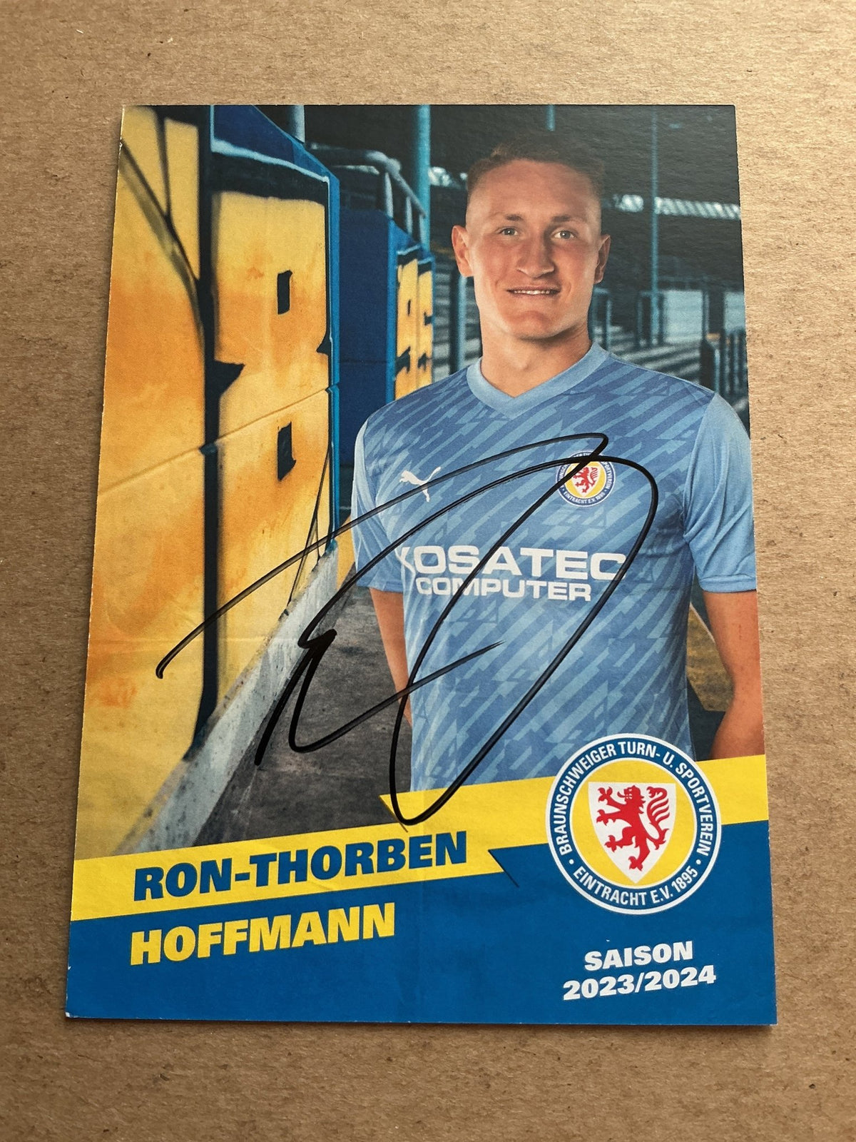 Ron-Thorben Hoffmann, Germany 🇩🇪 Eintracht Braunschweig 2023/24 hand signed - Autographs-World