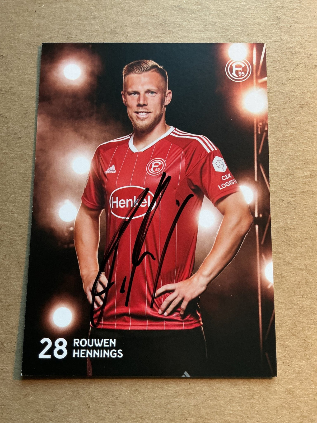 Rouwen Hennings, Germany 🇩🇪 Fortuna Düsseldorf 2022/23 hand signed - Autographs-World
