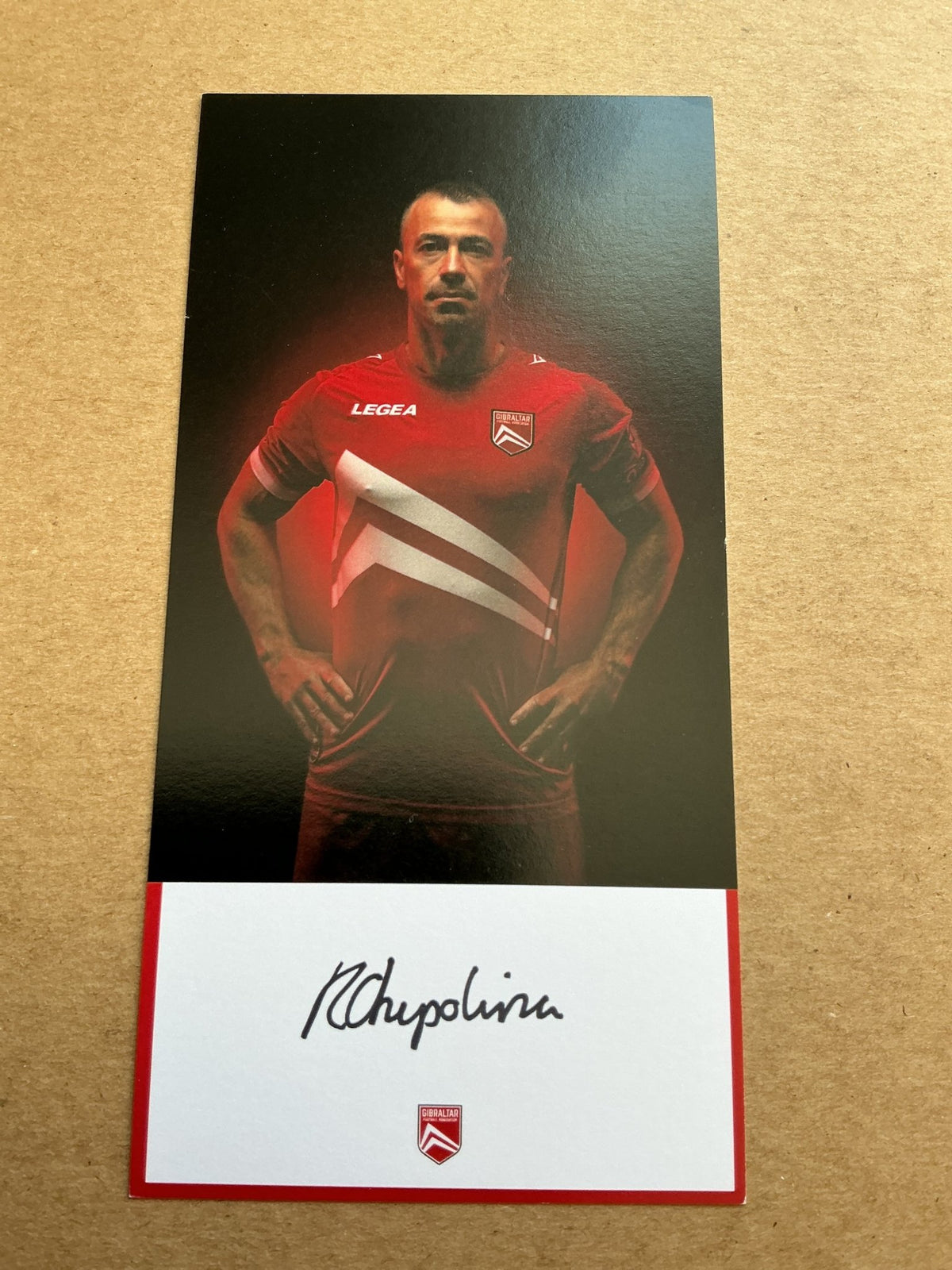 Roy Chipolina, Gibraltar 🇬🇮 2021 hand signed - Autographs-World
