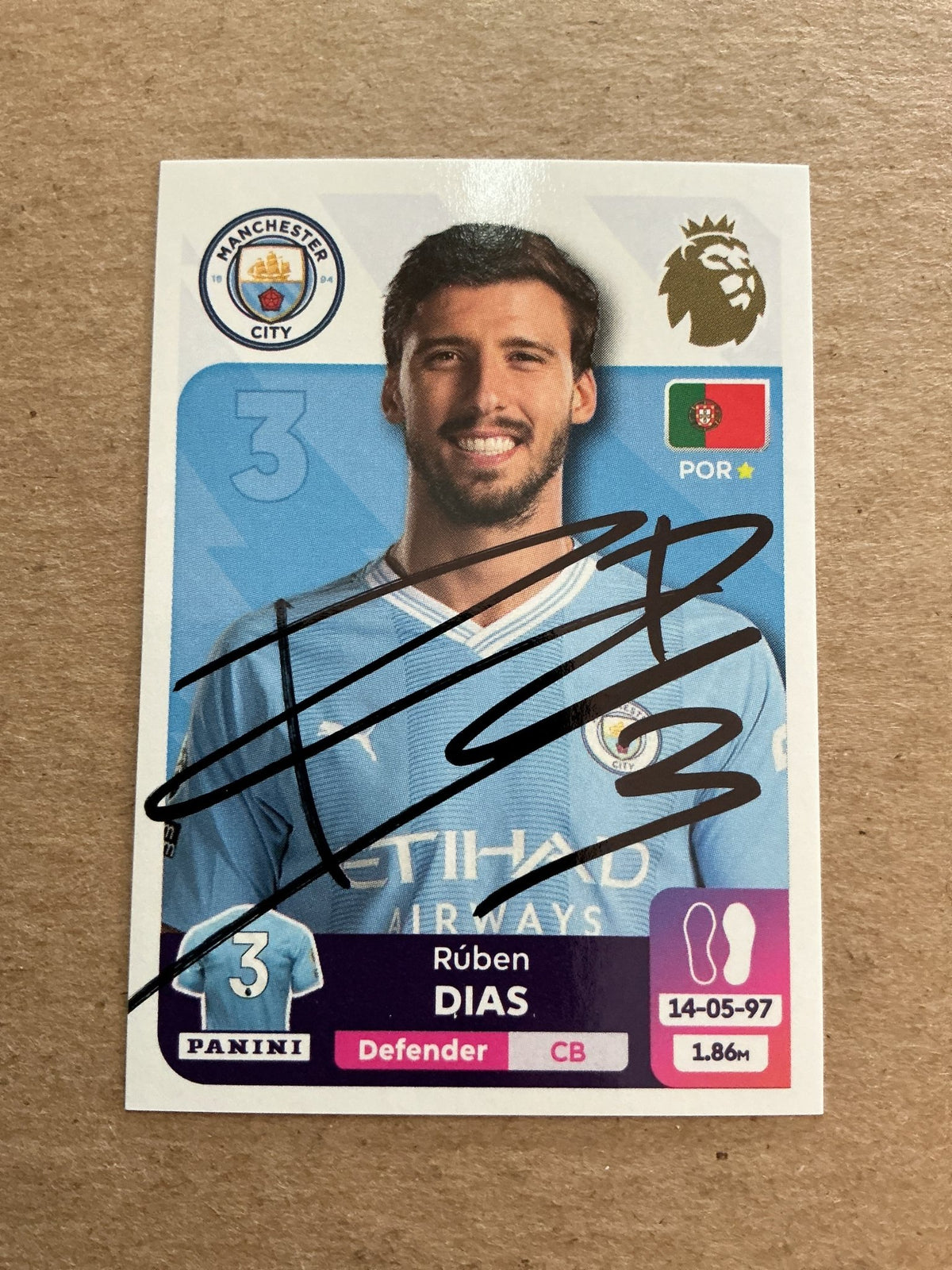 Ruben Dias, Portugal 🇵🇹 Manchester City 2024 Panini hand signed - Autographs-World