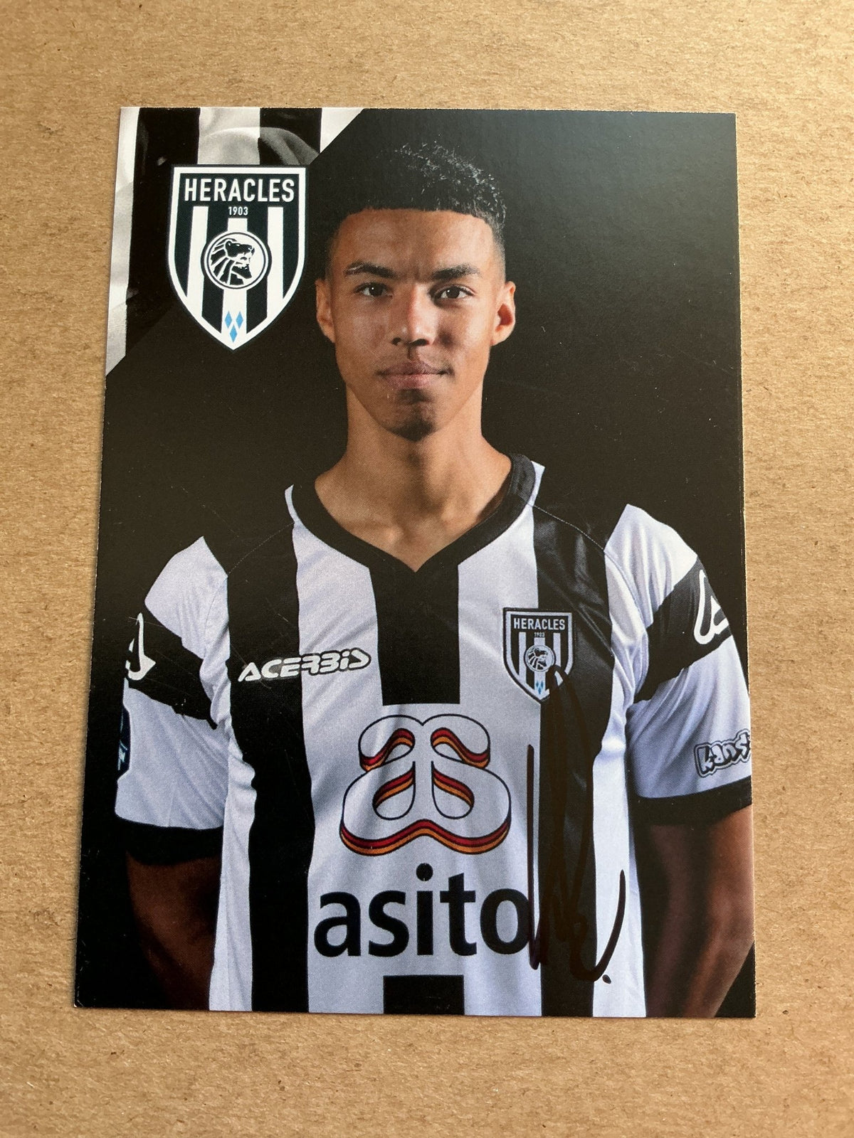 Ruben Roosken, Netherlands 🇳🇱 Heracles Almelo 2021/22 hand signed - Autographs-World