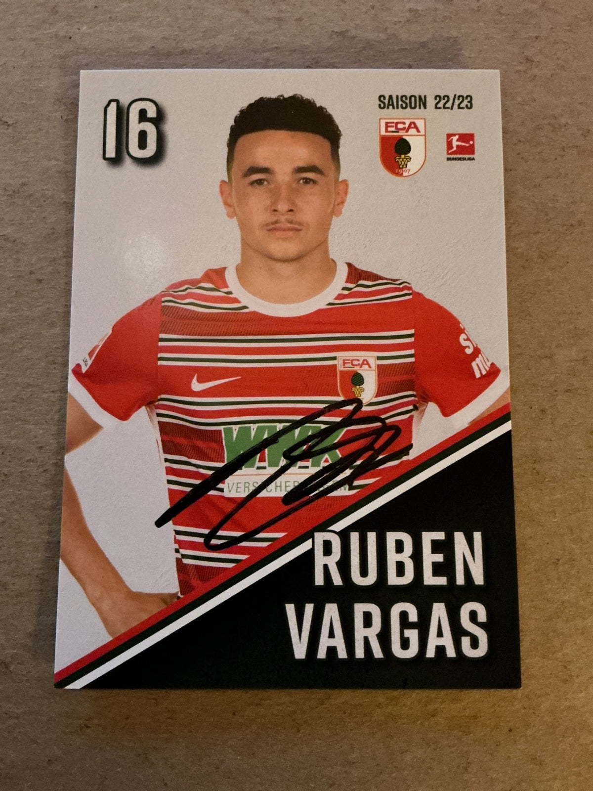 Ruben Vargas, Switzerland 🇨🇭 FC Augsburg 2022/23 hand signed - Autographs-World