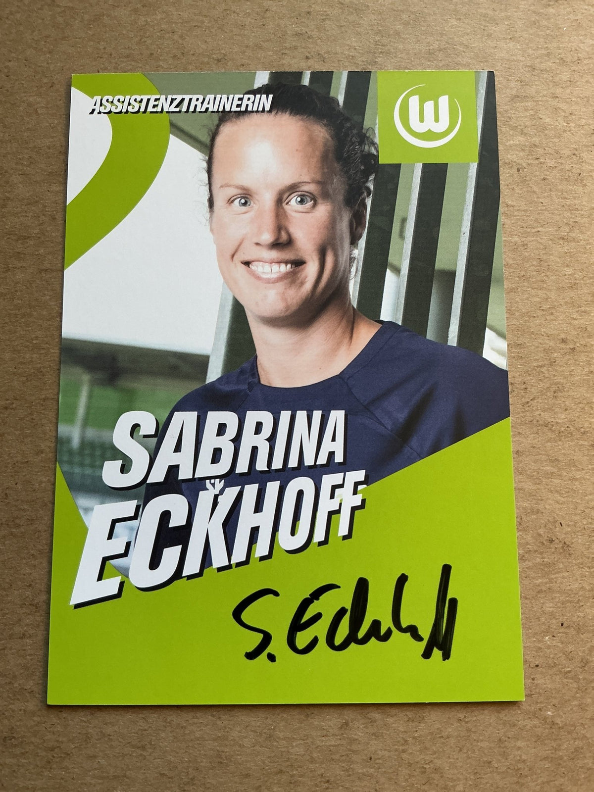 Sabrina Eckhoff, Germany 🇩🇪 VfL Wolfsburg 2022/23 hand signed - Autographs-World