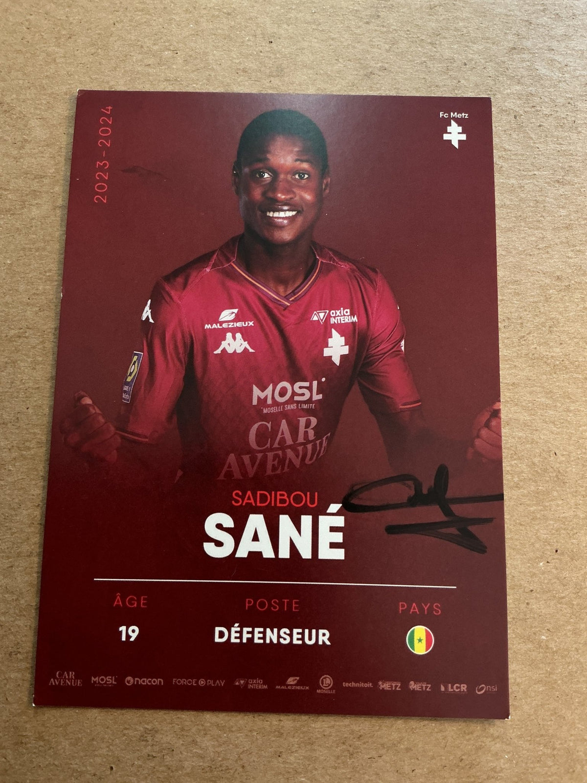 Sadibiu Sane, Senegal 🇸🇳 FC Metz 2023/24 hand signed - Autographs-World