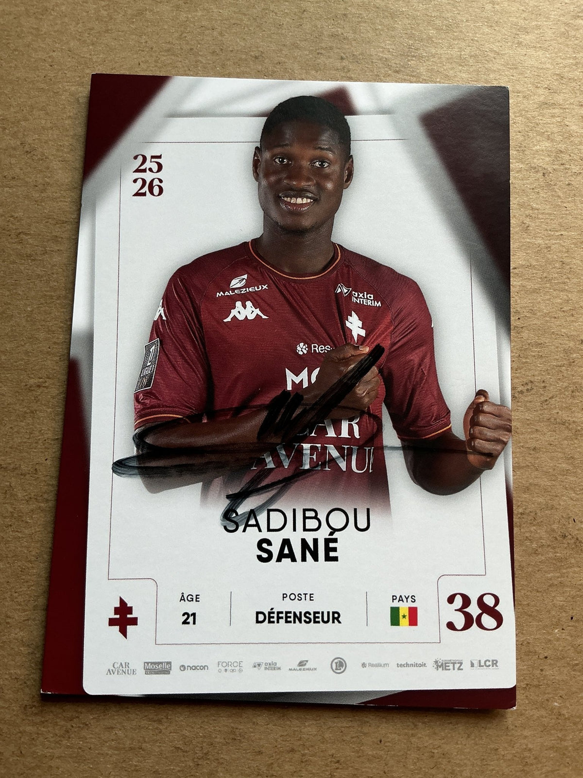Sadibou Sané, Senegal 🇸🇳 FC Metz 2025/26 hand signed - Autographs-World