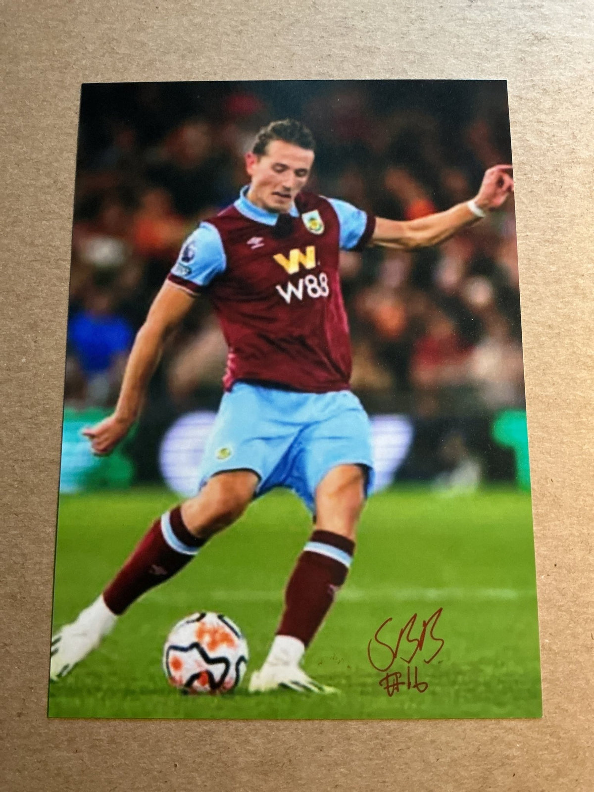 Sander Berge, Norway 🇳🇴 Burnley FC 2023/24 hand signed - Autographs-World