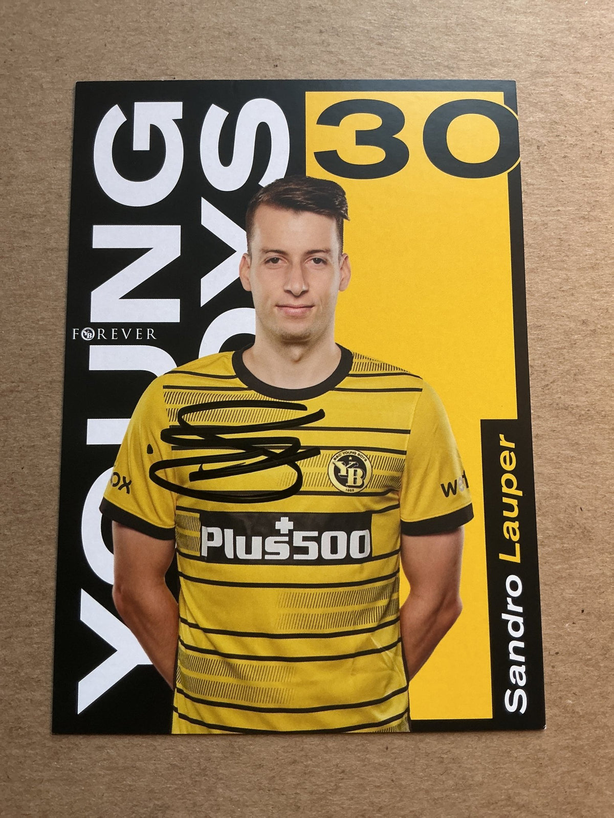 Sandro Lauper, Switzerland 🇨🇭 BSC Young Boys Bern 2022/23 hand signed - Autographs-World