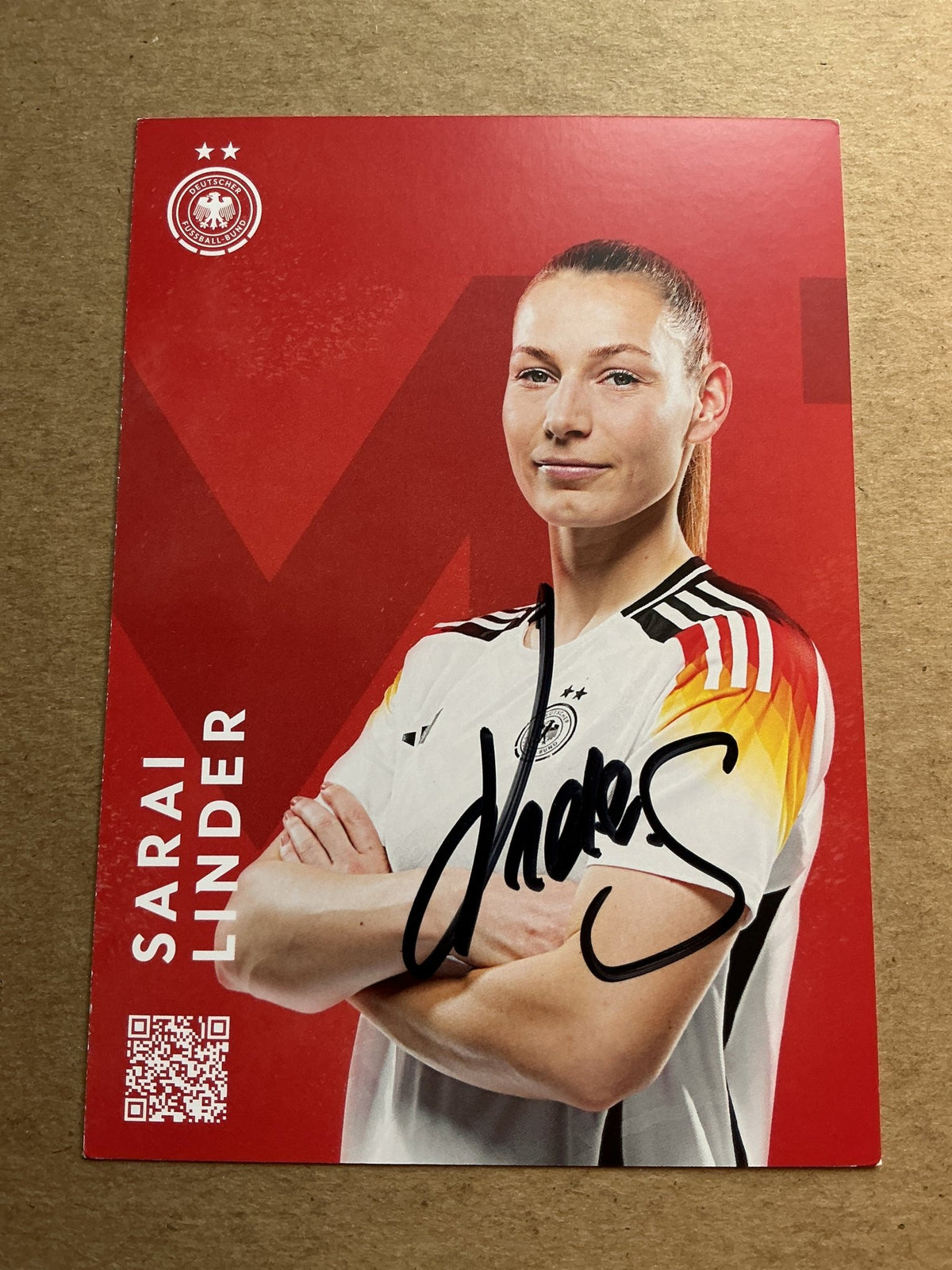 Sarai Linder, Germany 🇩🇪 Summer Olympics 2024 hand signed - Autographs-World