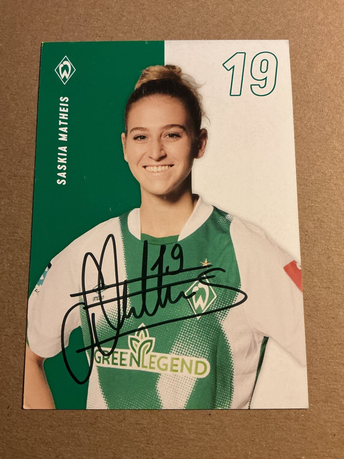 Saskia Matheis, Germany 🇩🇪 SV Werder Bremen 2022/23 hand signed - Autographs-World