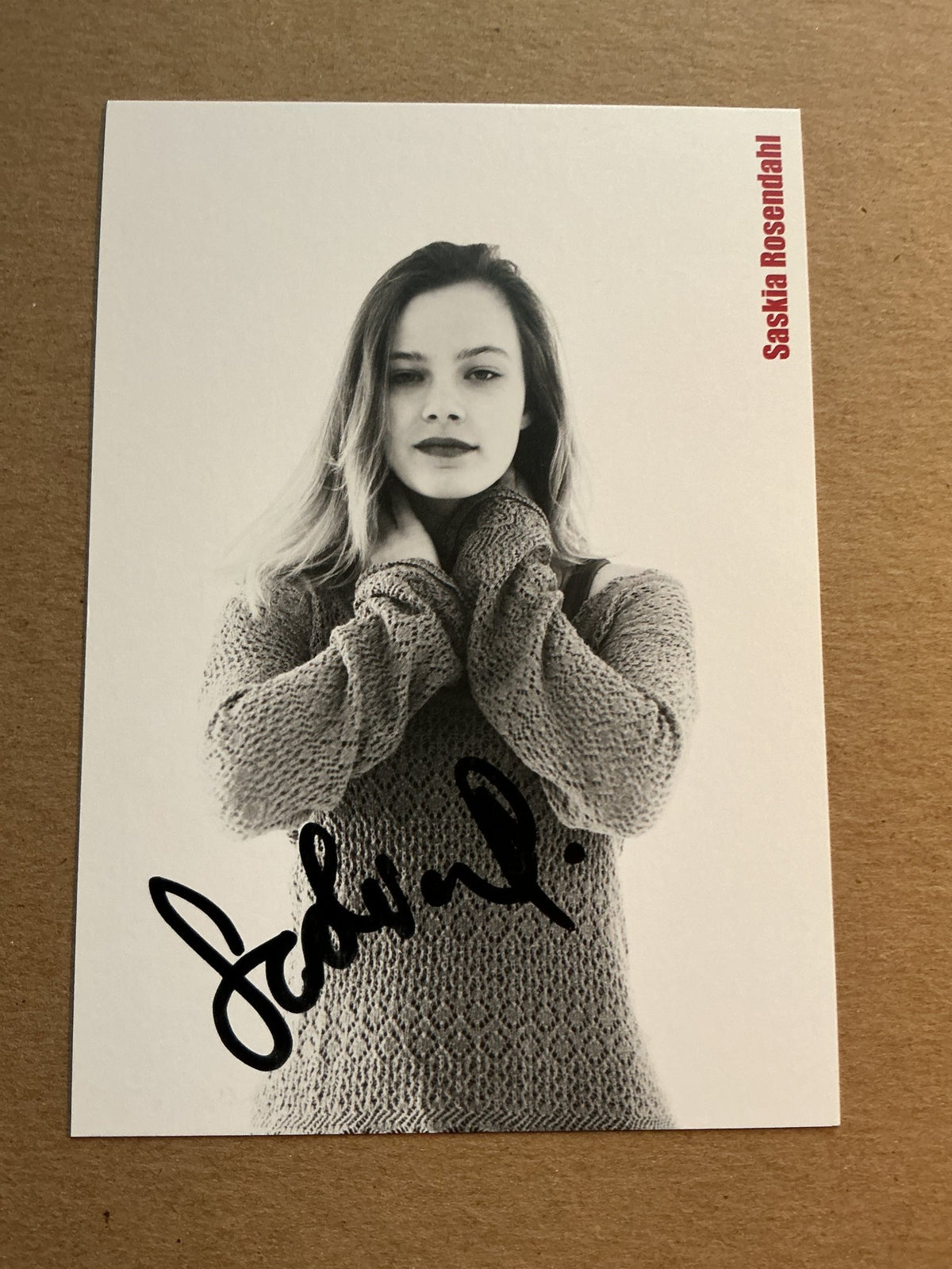 Saskia Rosendahl, Germany 🇩🇪 Actress 2024 hand signed - Autographs-World