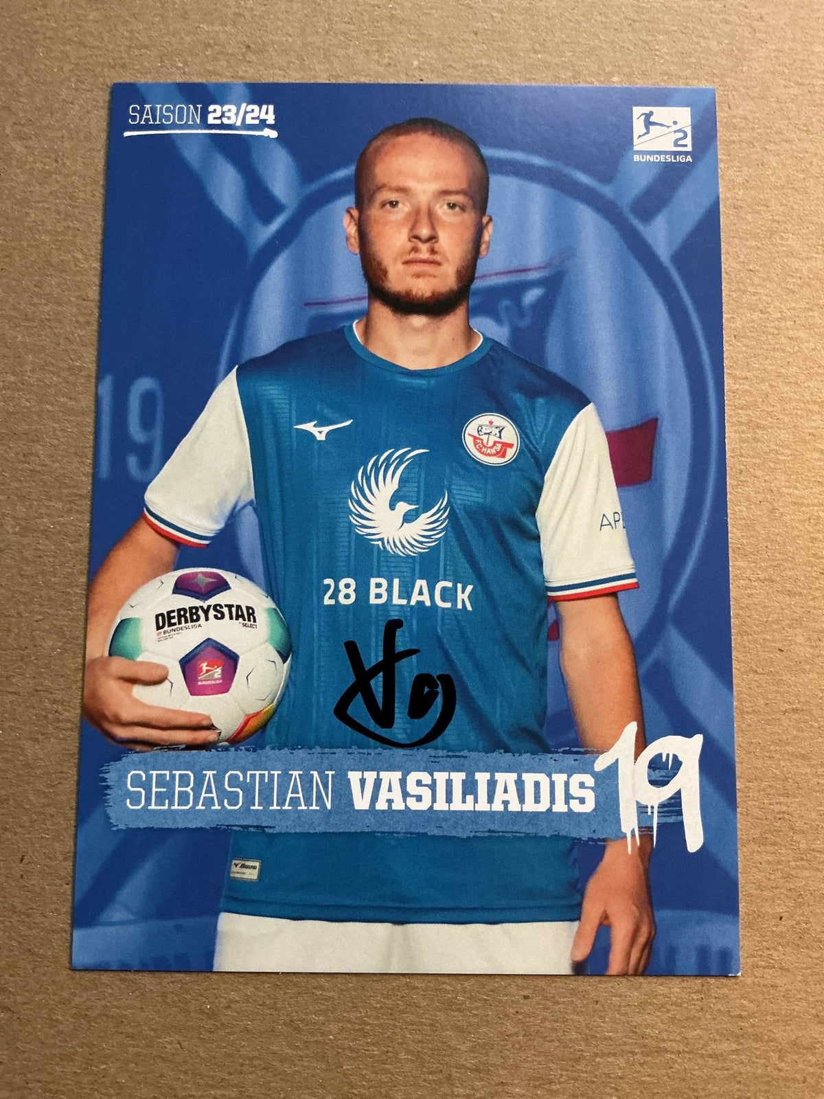 Sebastian Vasiliadis, Greece 🇬🇷 Hansa Rostock 2023/24 hand signed - Autographs-World