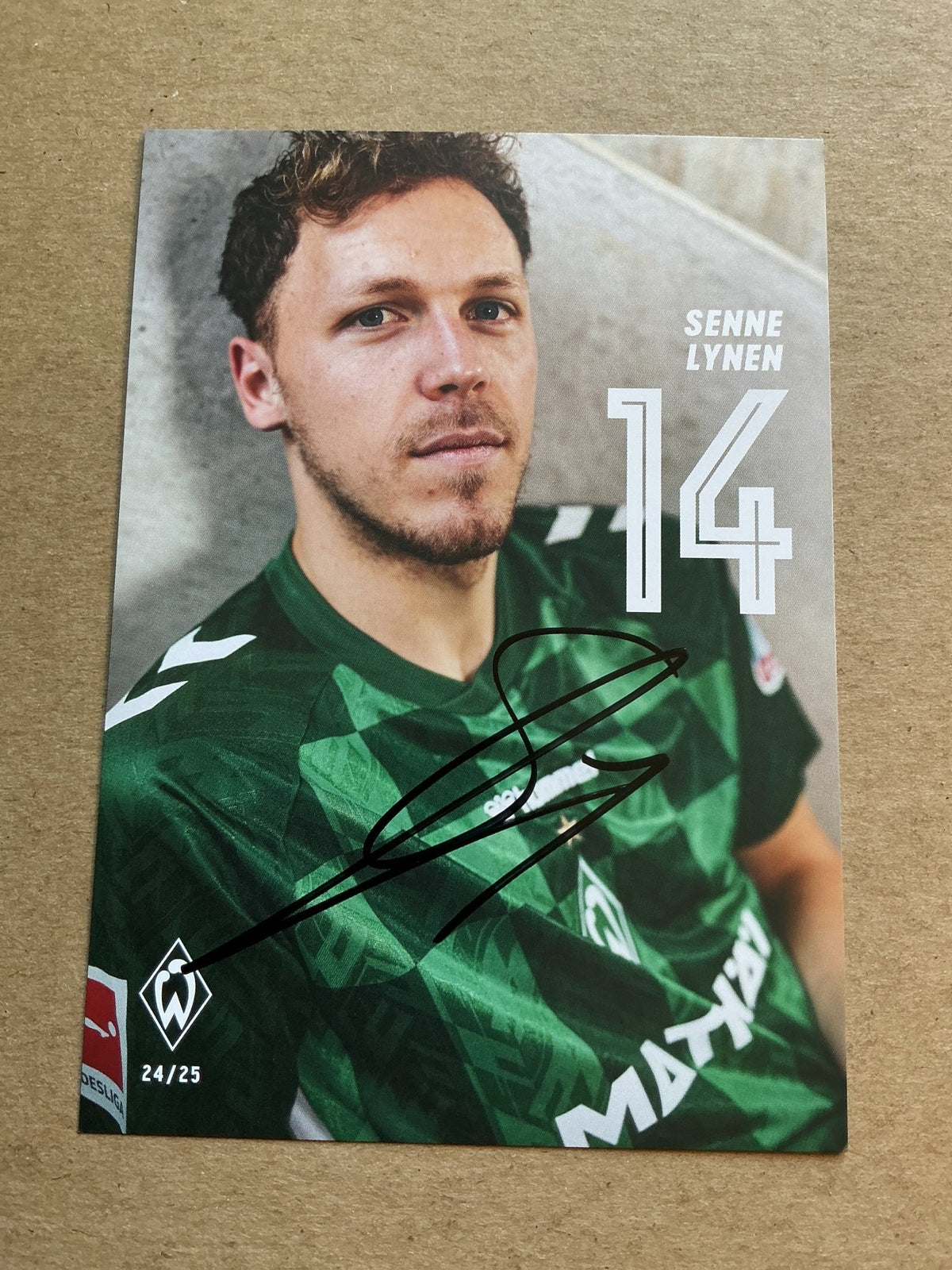 Senne Lynen, Belgium 🇧🇪 SV Werder Bremen 2024/25 hand signed - Autographs-World
