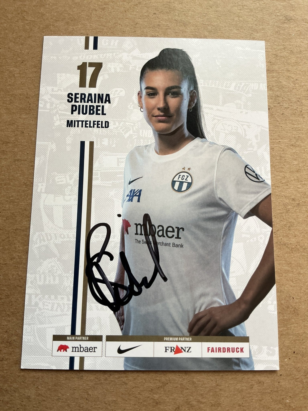 Seraina Piubel, Switzerland 🇨🇭 FC Zürich 2023/24 hand signed - Autographs-World